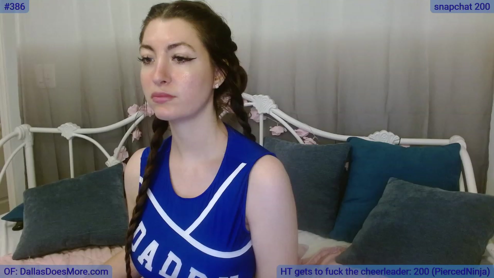 Gallery image thumbnail from DallasOhMy's myfreecams stream on, 10/29/2023, 18:14 image 6 of 20