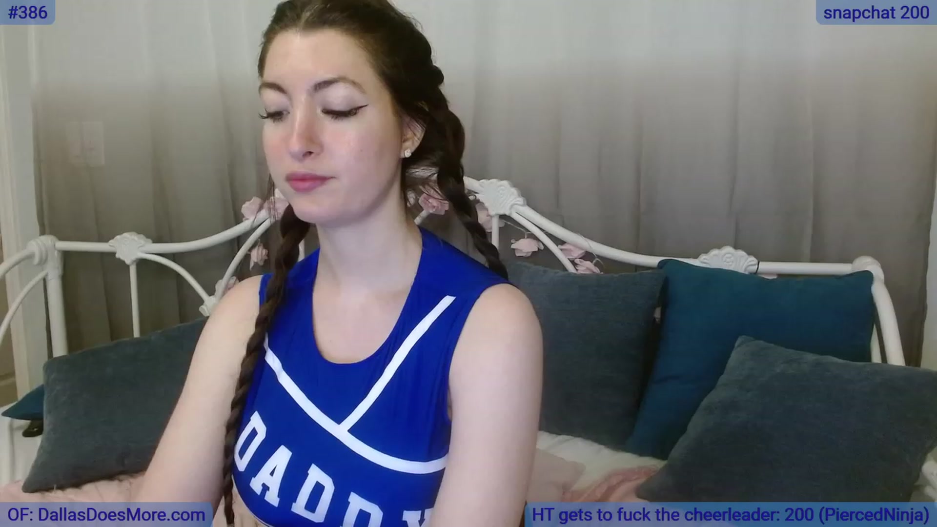 Gallery image thumbnail from DallasOhMy's myfreecams stream on, 10/29/2023, 18:14 image 4 of 20