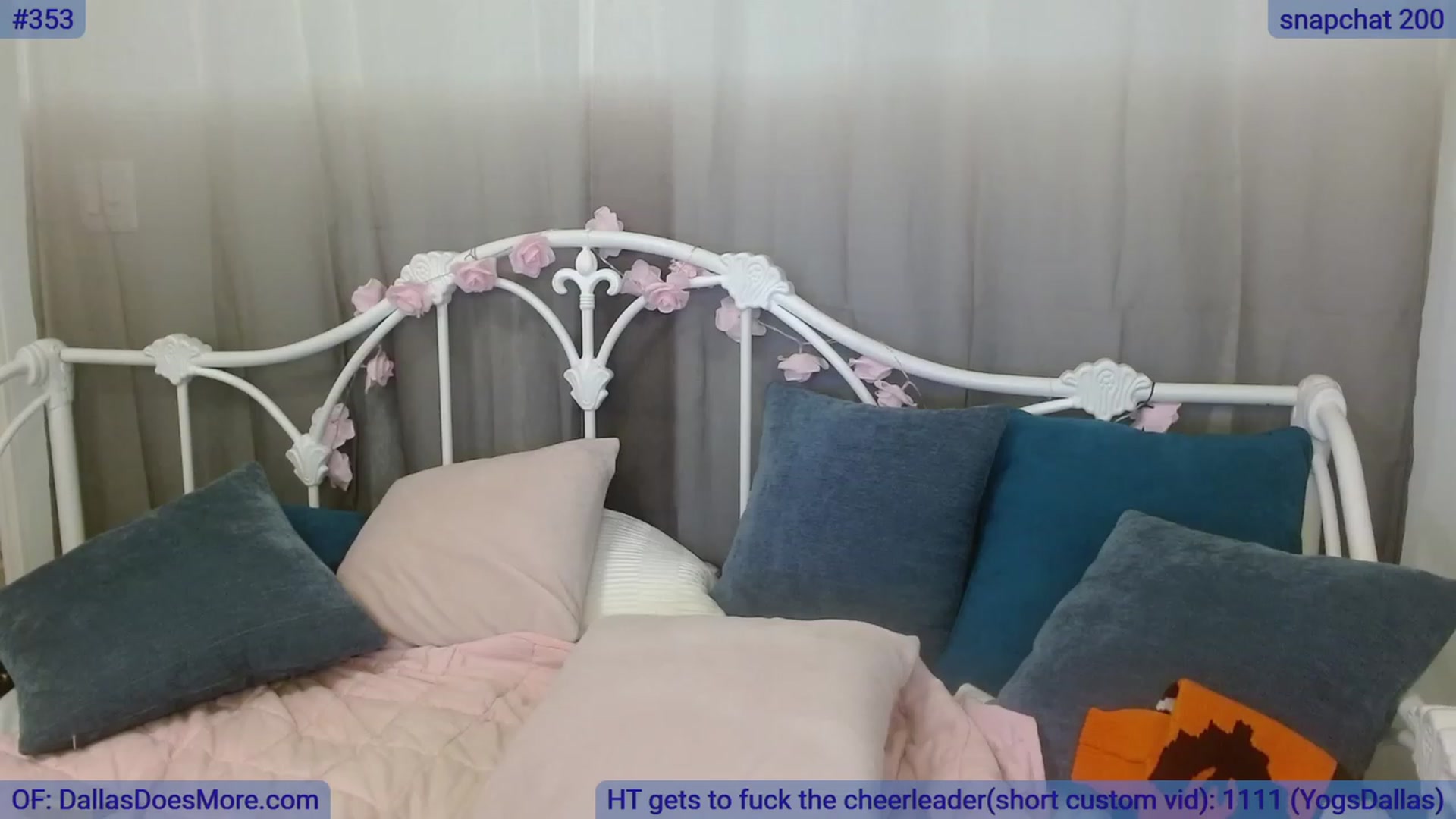 Gallery image thumbnail from DallasOhMy's myfreecams stream on, 10/30/2023, 01:49 image 10 of 20