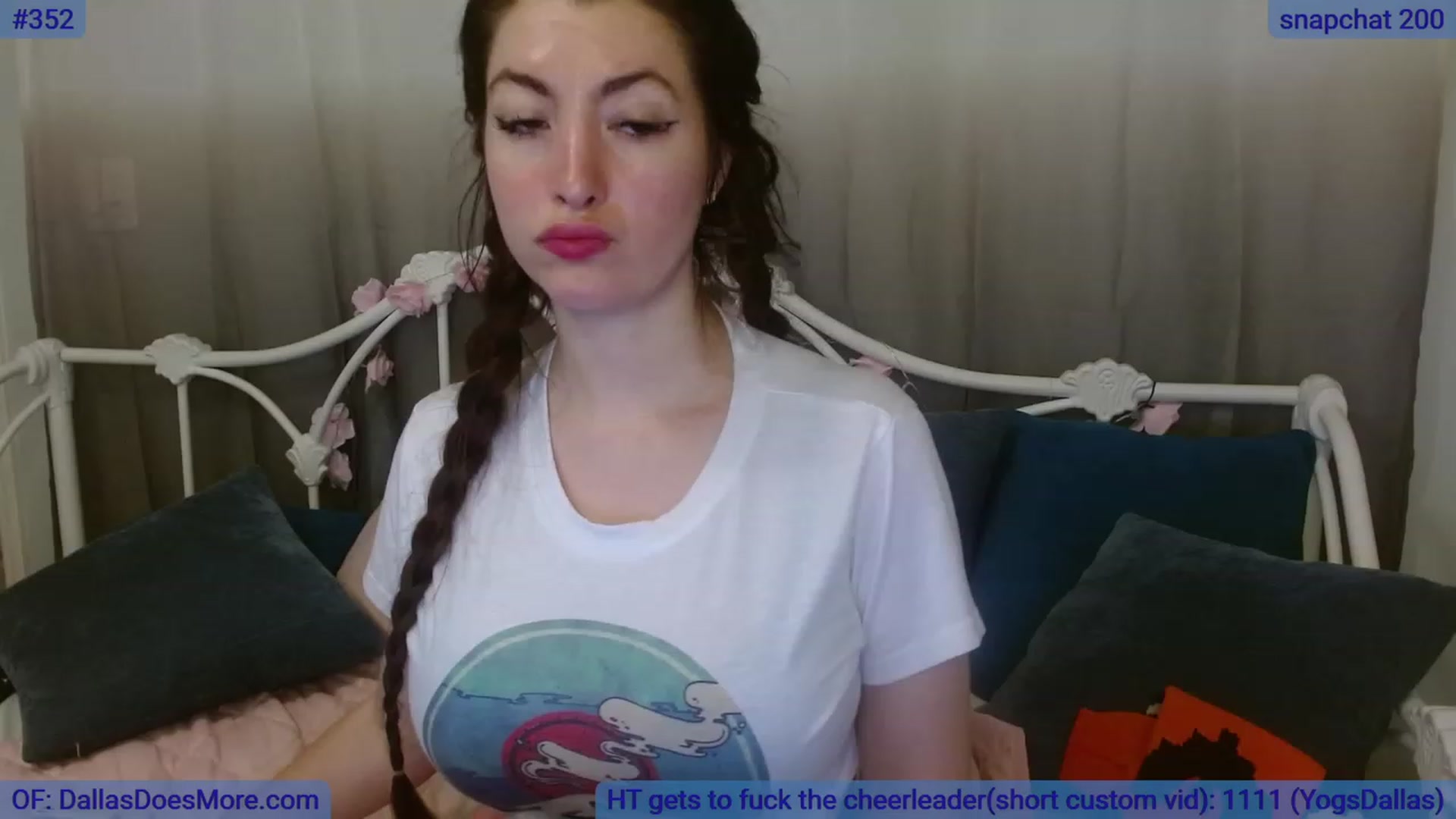Gallery image thumbnail from DallasOhMy's myfreecams stream on, 10/30/2023, 01:49 image 1 of 20