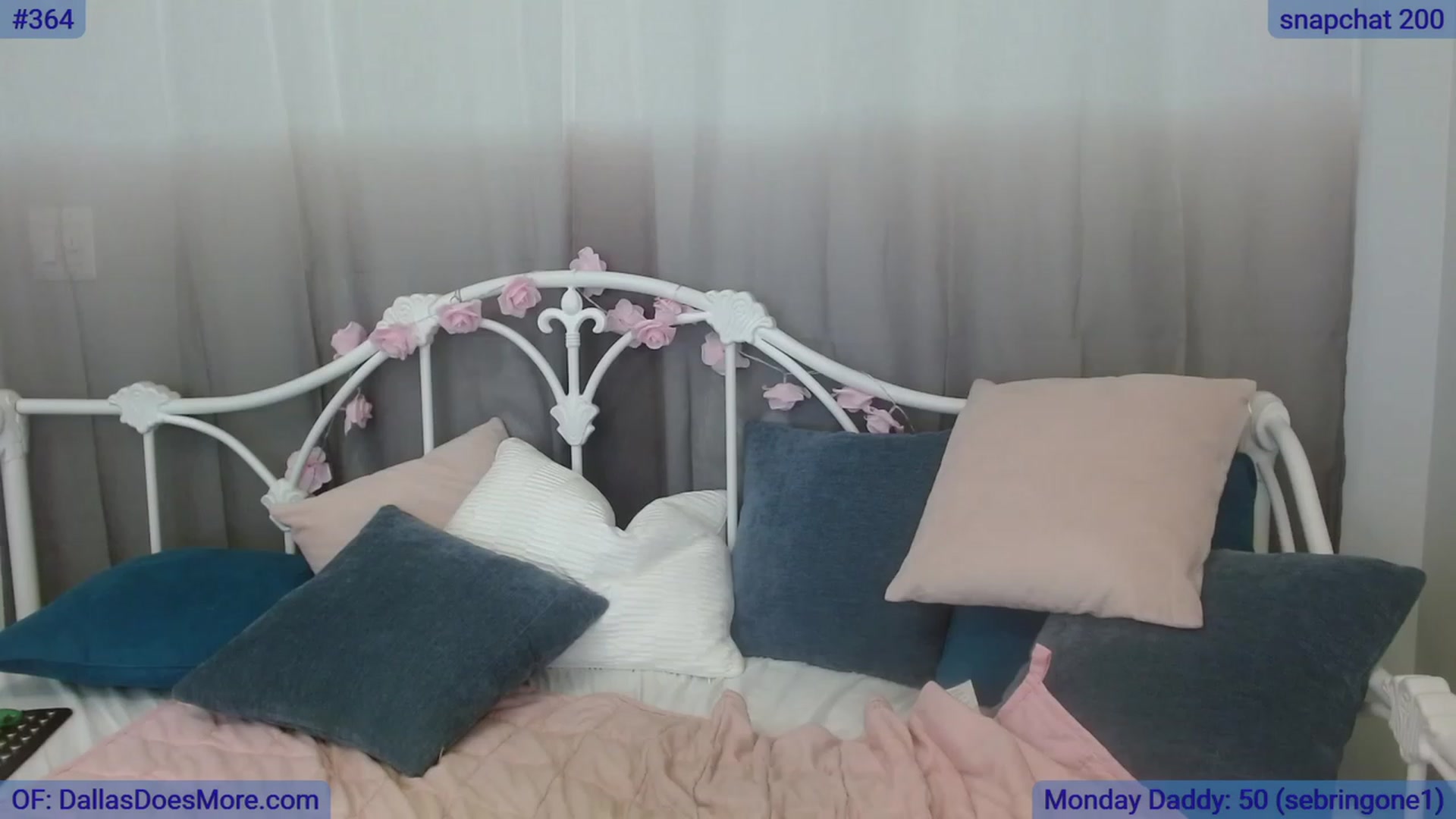Gallery image thumbnail from DallasOhMy's myfreecams stream on, 10/30/2023, 19:56 image 14 of 20