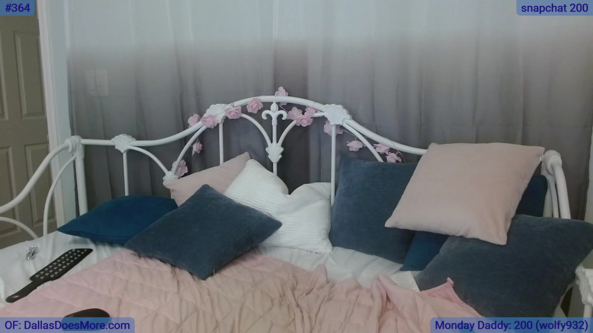 Gallery image thumbnail from DallasOhMy's myfreecams stream on, 10/30/2023, 20:38 image 14 of 20