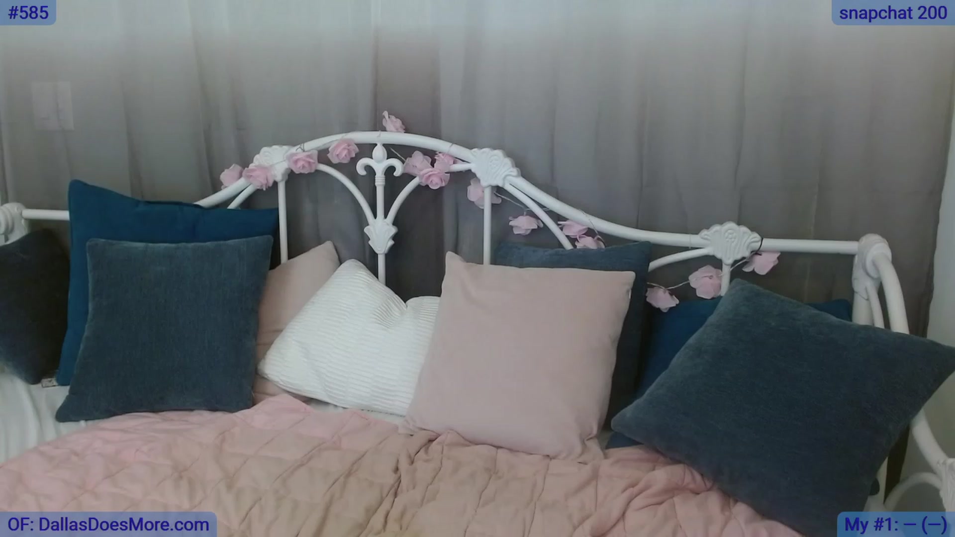 Gallery image thumbnail from DallasOhMy's myfreecams stream on, 11/02/2023, 20:51 image 12 of 20