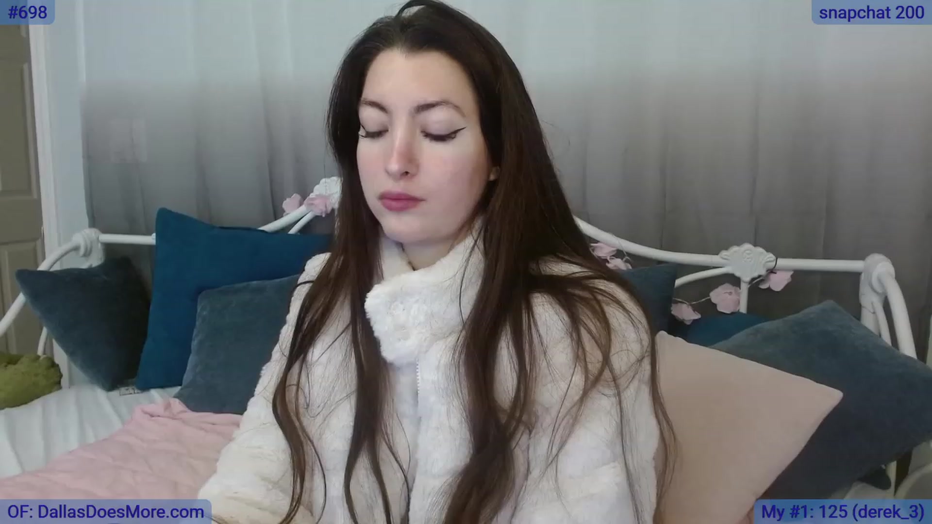 Gallery image thumbnail from DallasOhMy's myfreecams stream on, 11/03/2023, 19:08 image 5 of 20