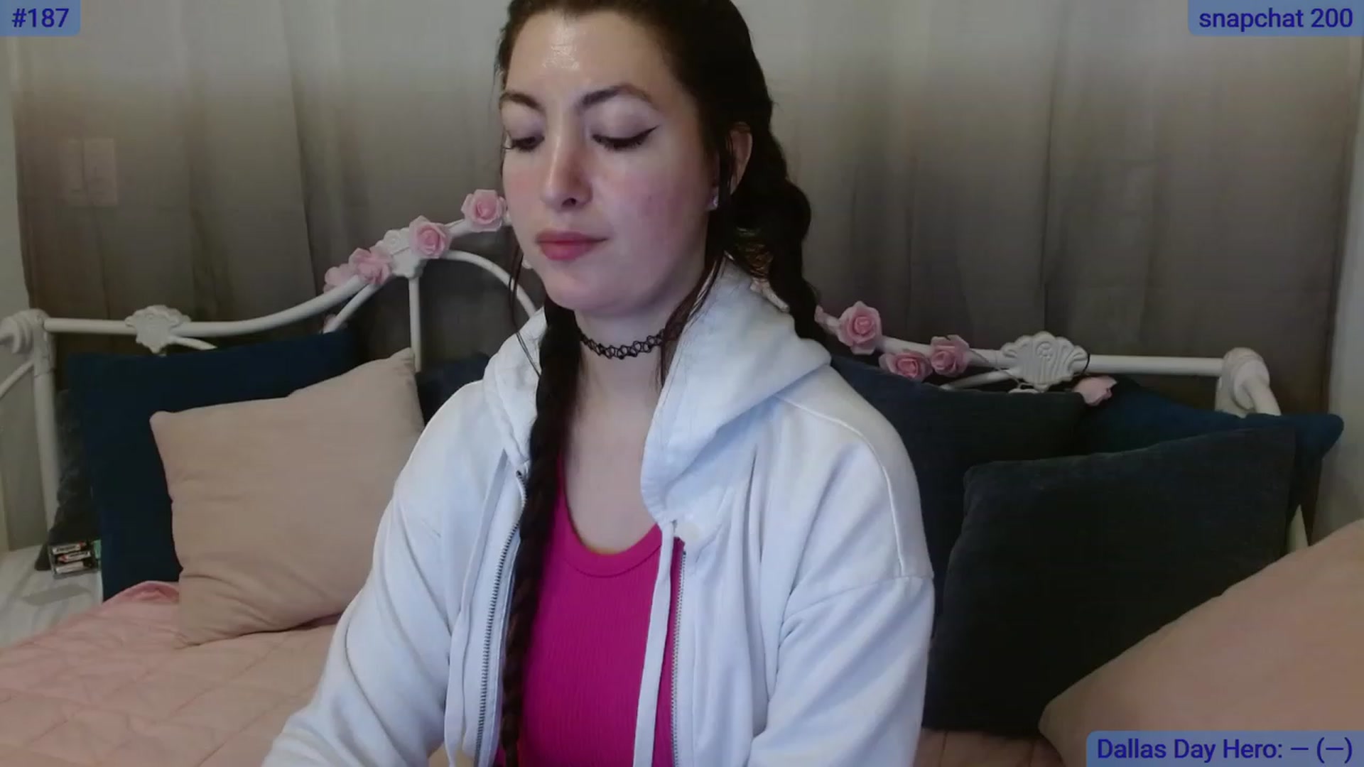 Gallery image thumbnail from DallasOhMy's myfreecams stream on, 11/13/2023, 01:11 image 2 of 20