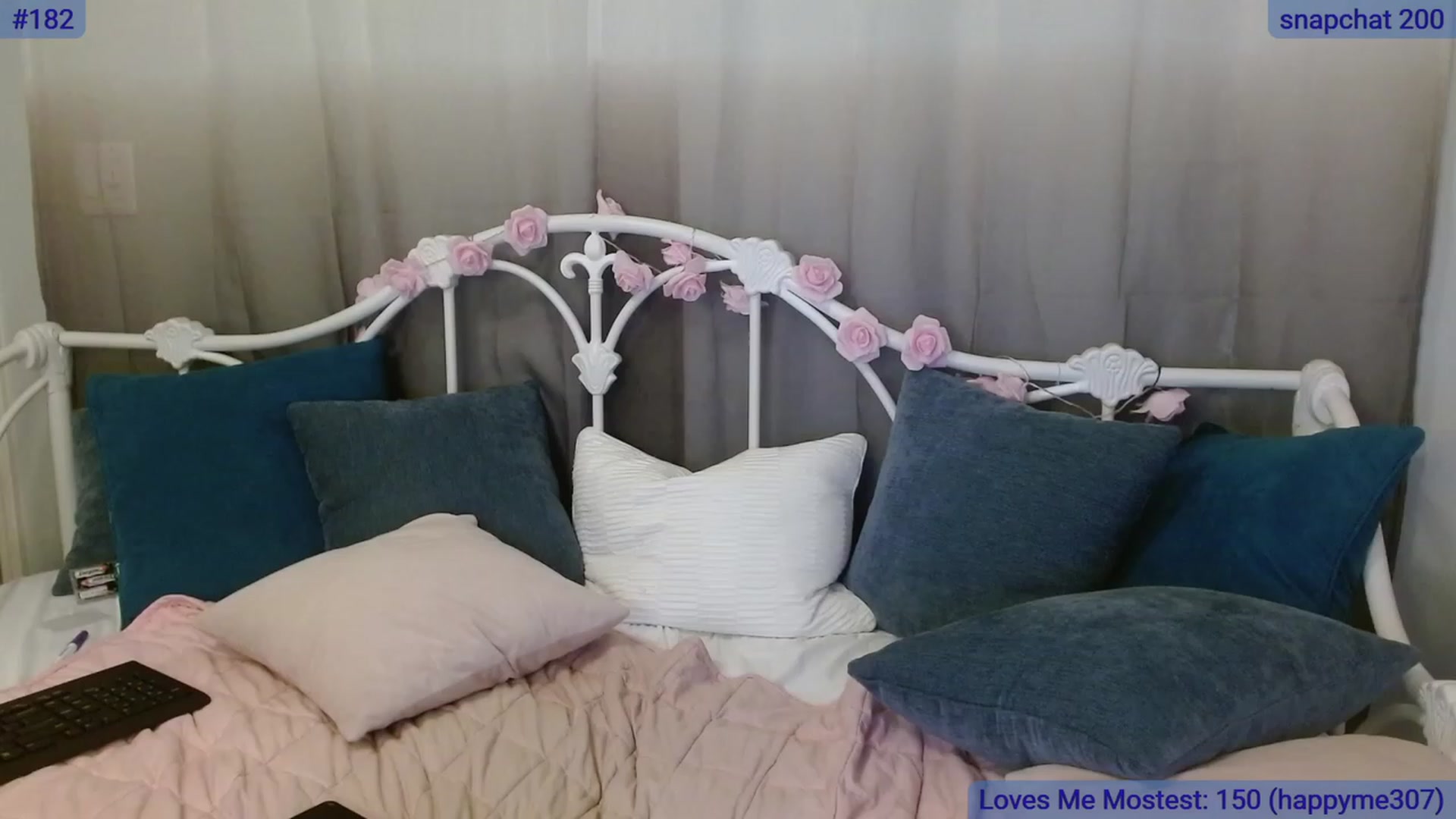 Gallery image thumbnail from DallasOhMy's myfreecams stream on, 11/17/2023, 24:43 image 11 of 20