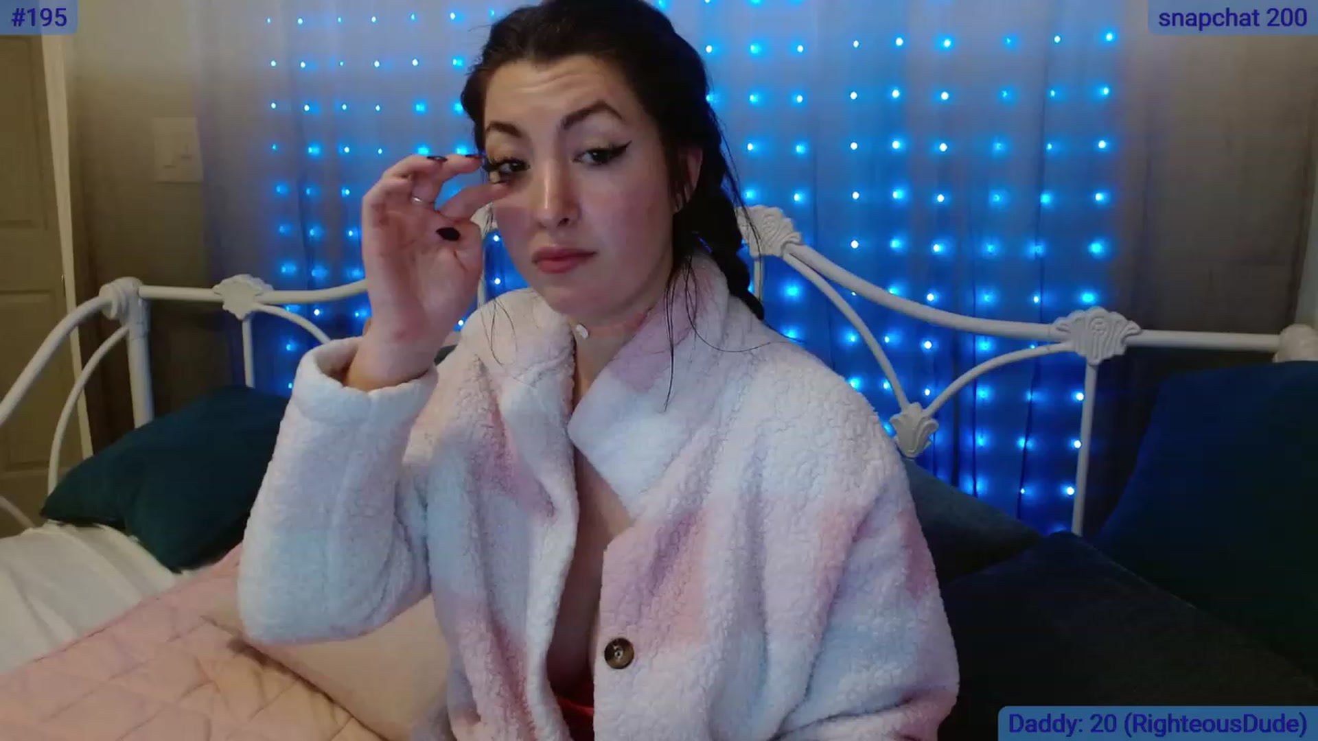 Gallery image thumbnail from DallasOhMy's myfreecams stream on, 11/26/2023, 02:04 image 19 of 20