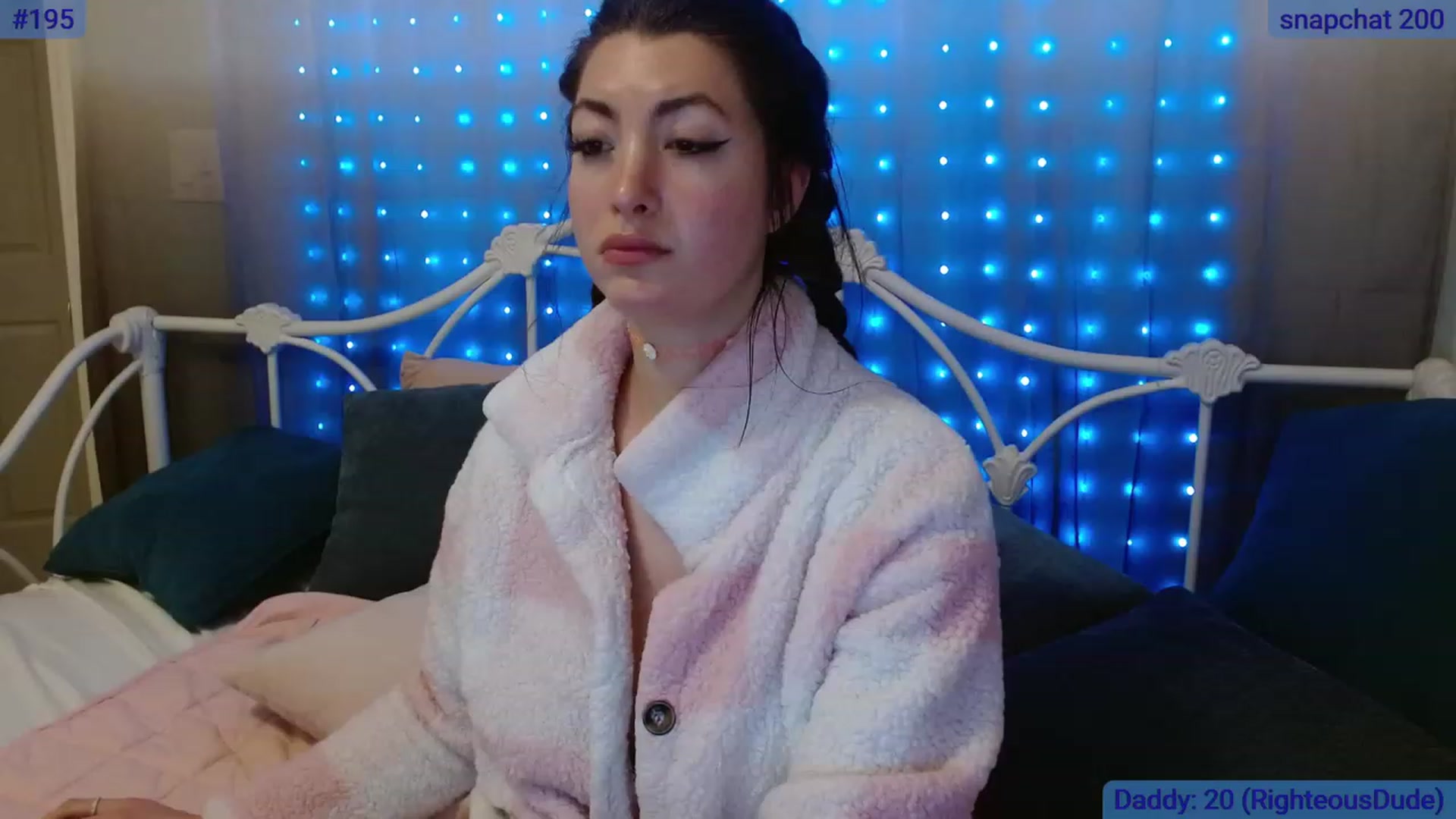 Gallery image thumbnail from DallasOhMy's myfreecams stream on, 11/26/2023, 02:04 image 9 of 20