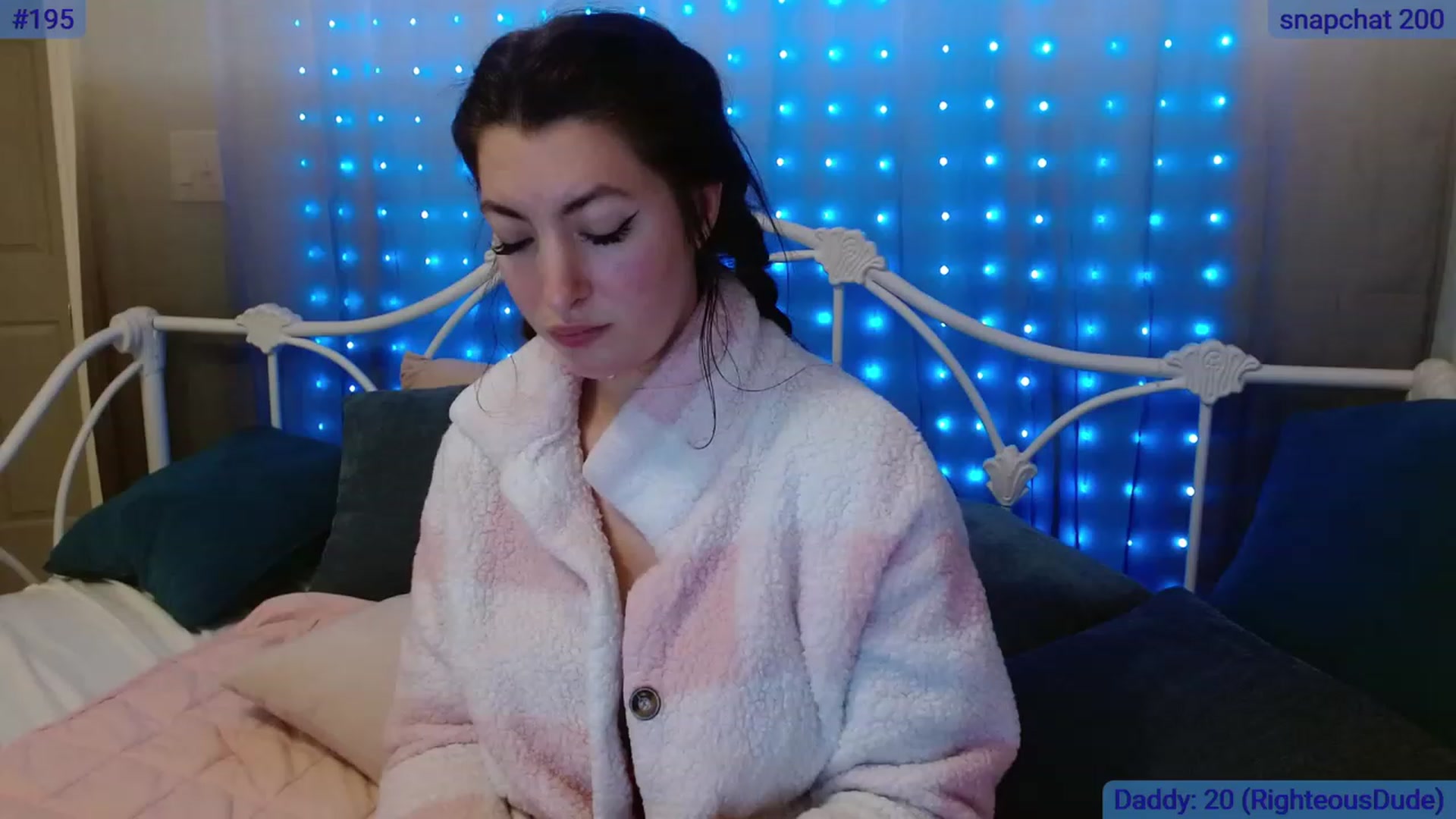 Gallery image thumbnail from DallasOhMy's myfreecams stream on, 11/26/2023, 02:04 image 10 of 20