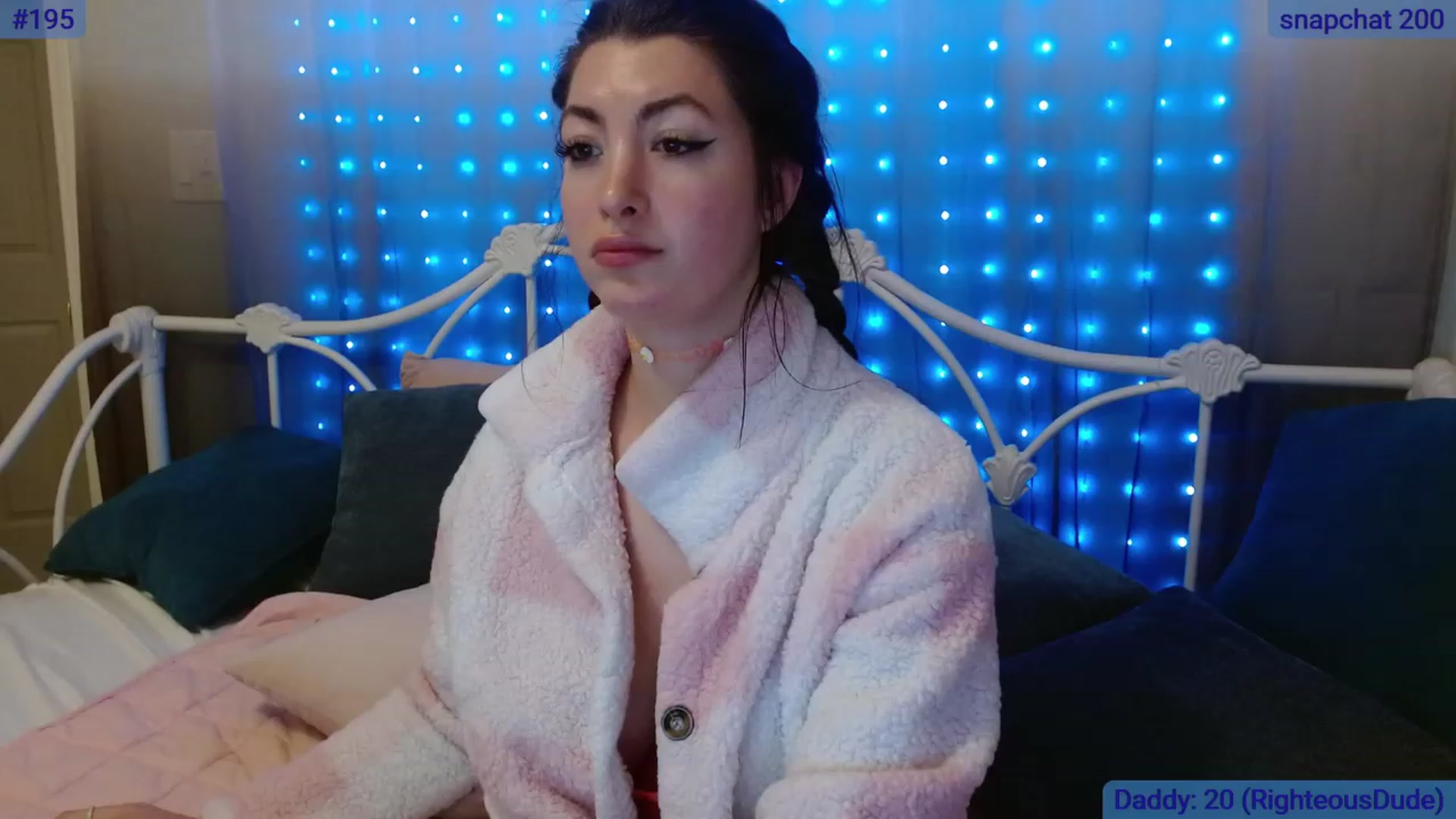 Gallery image thumbnail from DallasOhMy's myfreecams stream on, 11/26/2023, 02:04 image 12 of 20