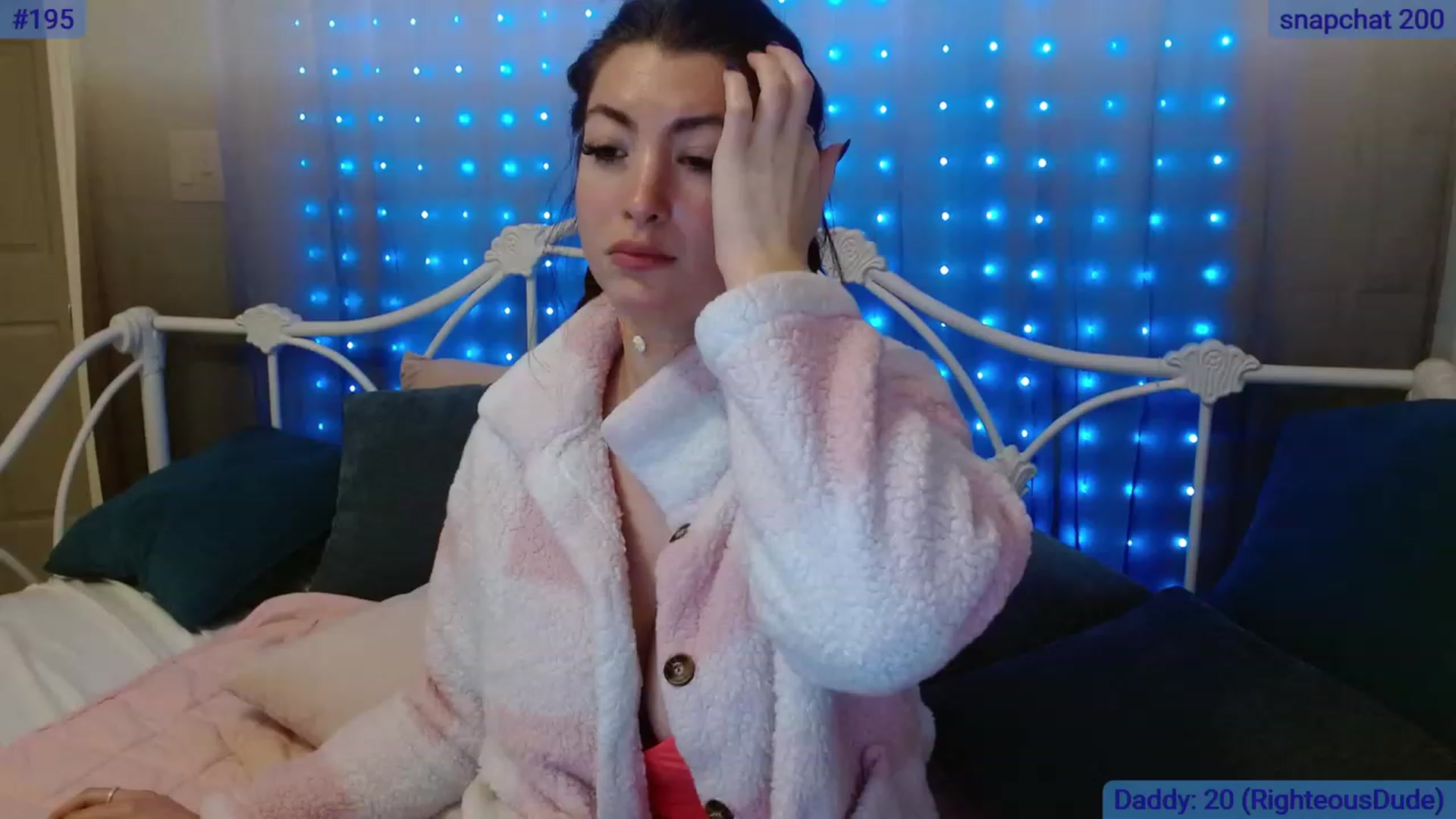 Gallery image thumbnail from DallasOhMy's myfreecams stream on, 11/26/2023, 02:04 image 8 of 20