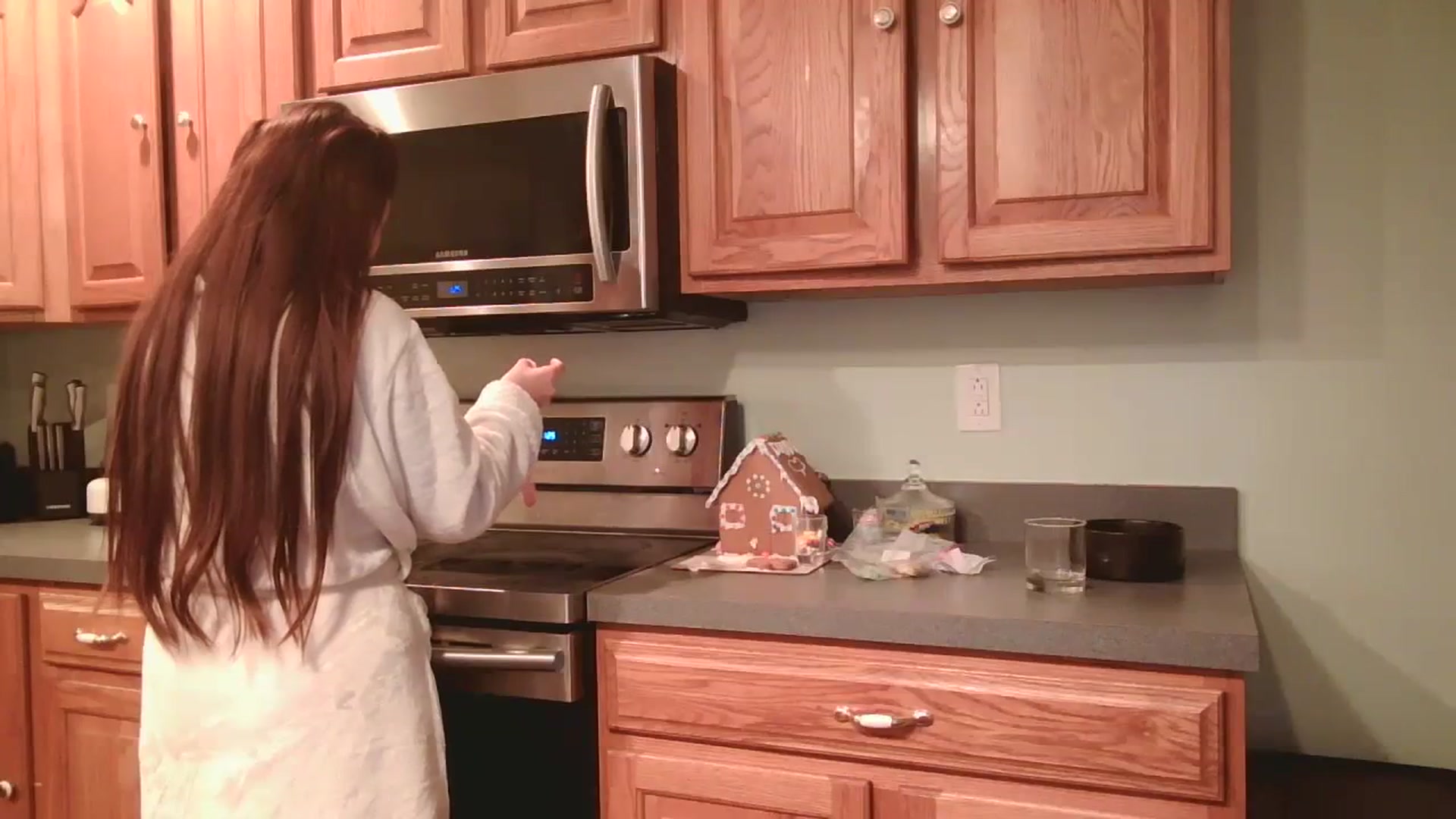 Gallery image thumbnail from DallasOhMy's myfreecams stream on, 12/17/2023, 07:49 image 9 of 20