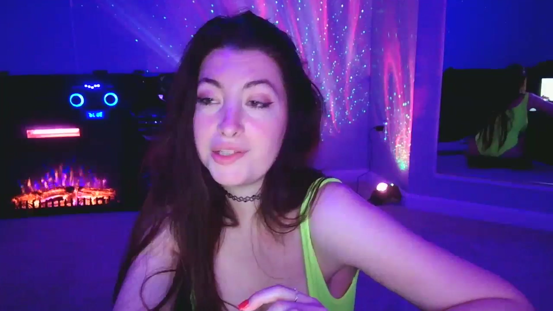 Gallery image thumbnail from DallasOhMy's myfreecams stream on, 12/18/2023, 04:22 image 18 of 20