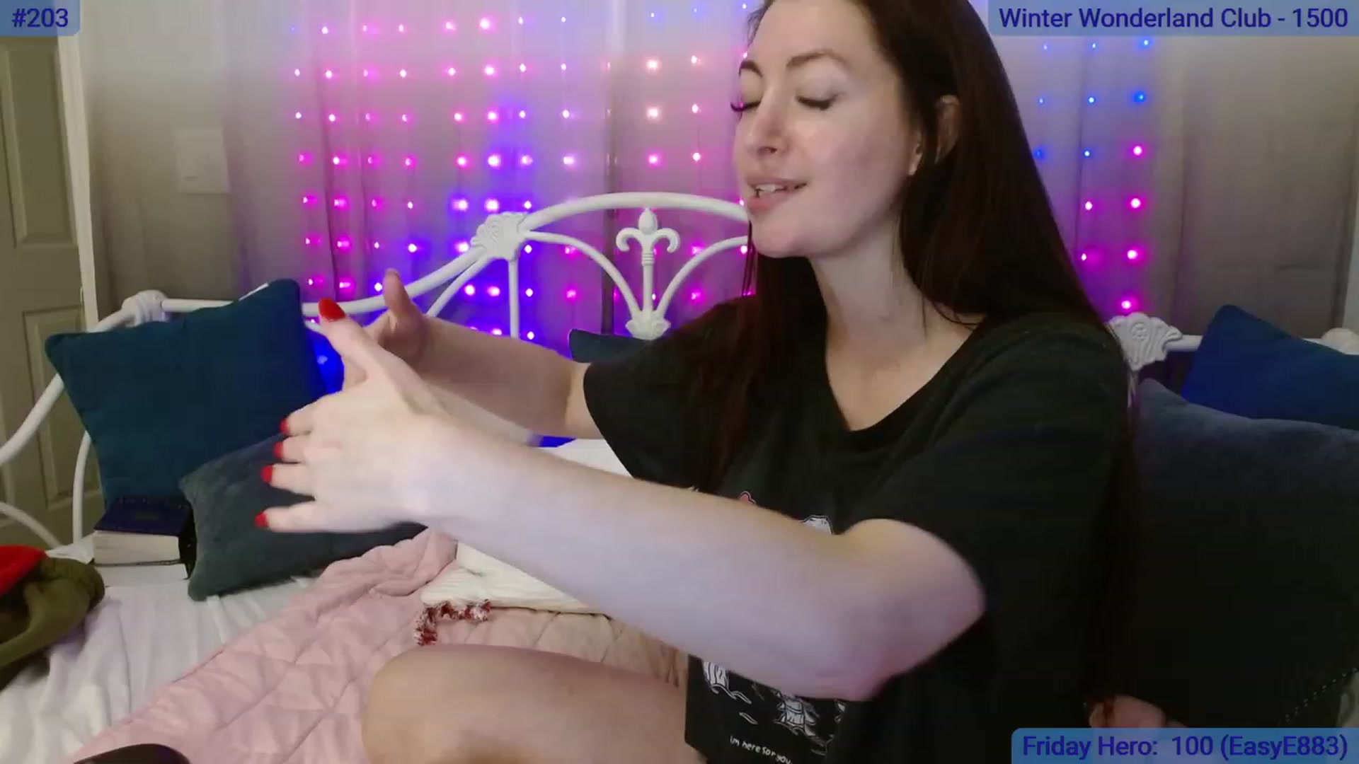 Gallery image thumbnail from DallasOhMy's myfreecams stream on, 12/30/2023, 07:02 image 15 of 20