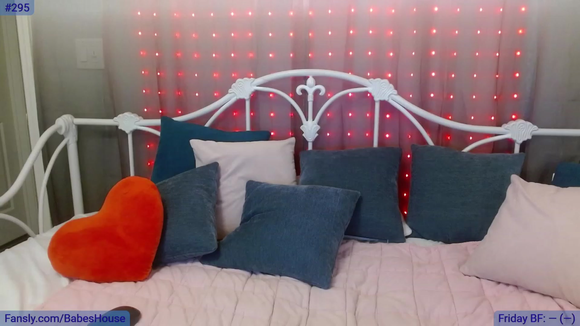 Gallery image thumbnail from DallasOhMy's myfreecams stream on, 02/16/2024, 21:00 image 1 of 20