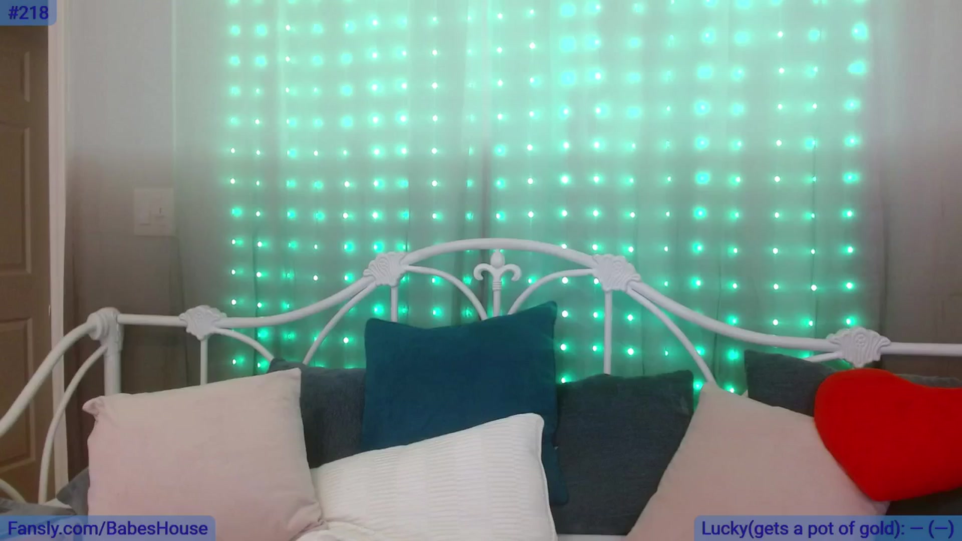 Gallery image thumbnail from DallasOhMy's myfreecams stream on, 03/17/2024, 19:12 image 4 of 20