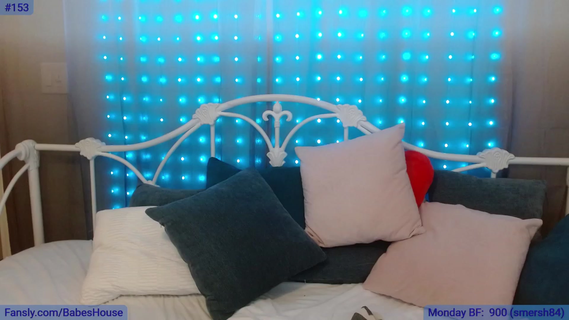 Gallery image thumbnail from DallasOhMy's myfreecams stream on, 03/19/2024, 02:08 image 17 of 20