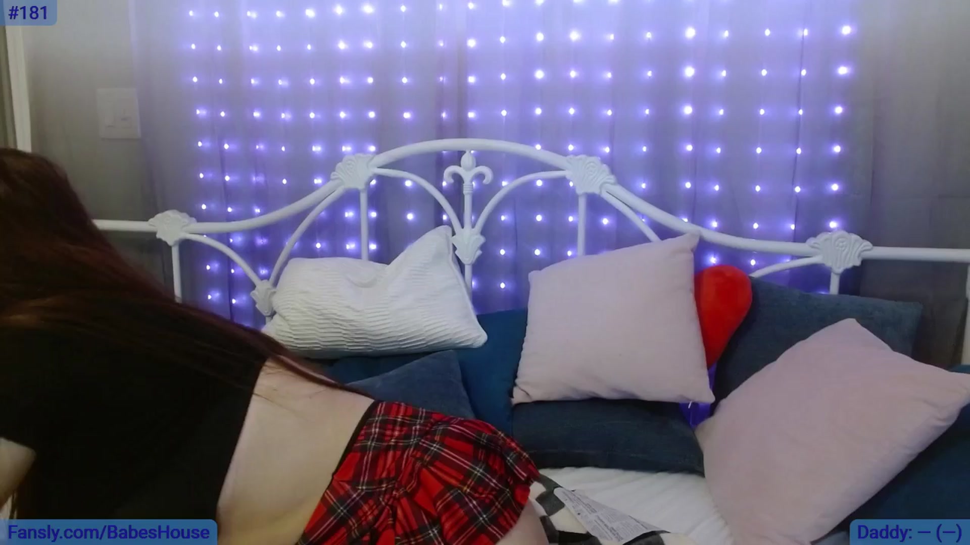 Gallery image thumbnail from DallasOhMy's myfreecams stream on, 03/22/2024, 17:10 image 6 of 20