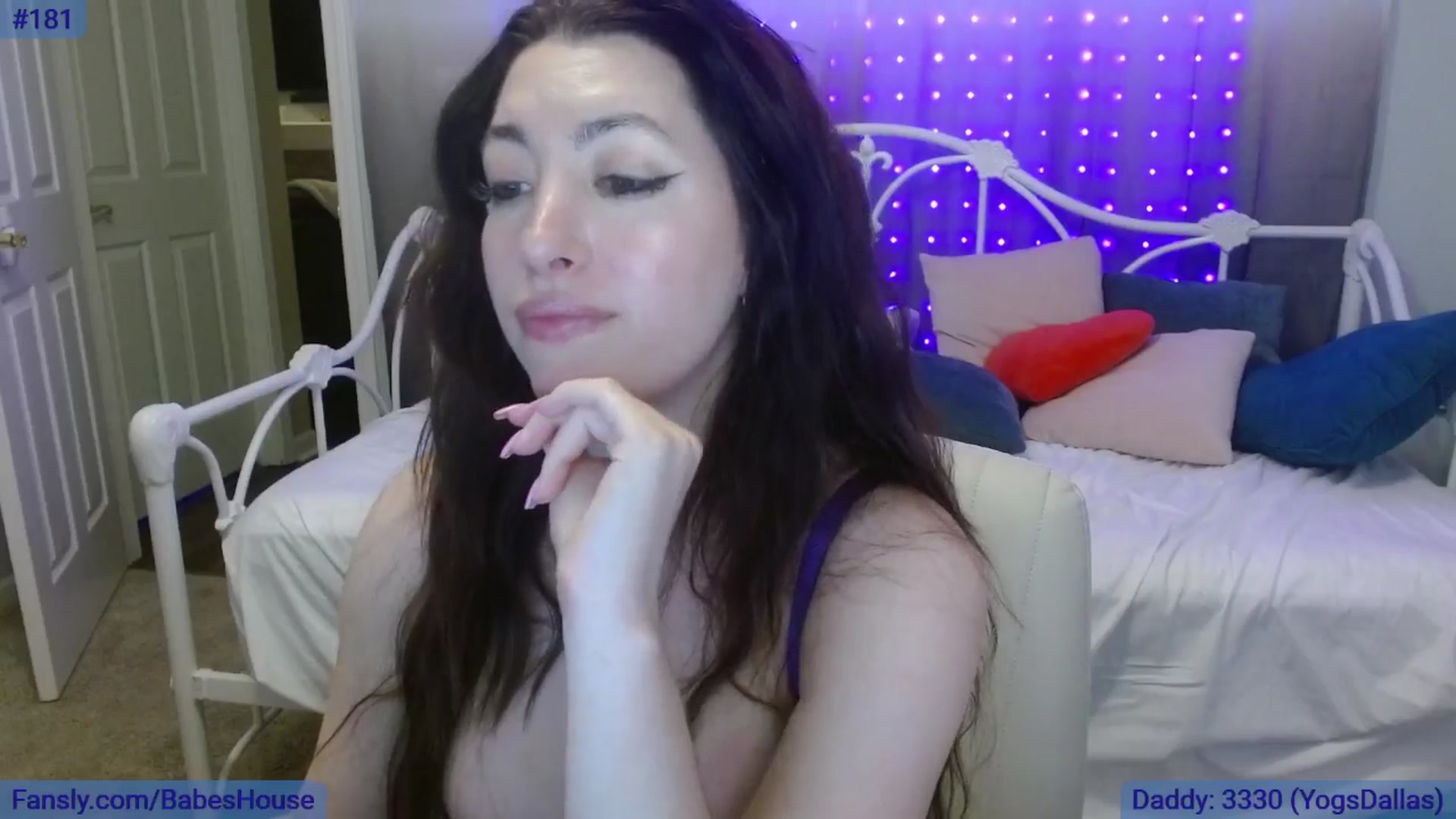 Gallery image thumbnail from DallasOhMy's myfreecams stream on, 03/29/2024, 22:32 image 2 of 20