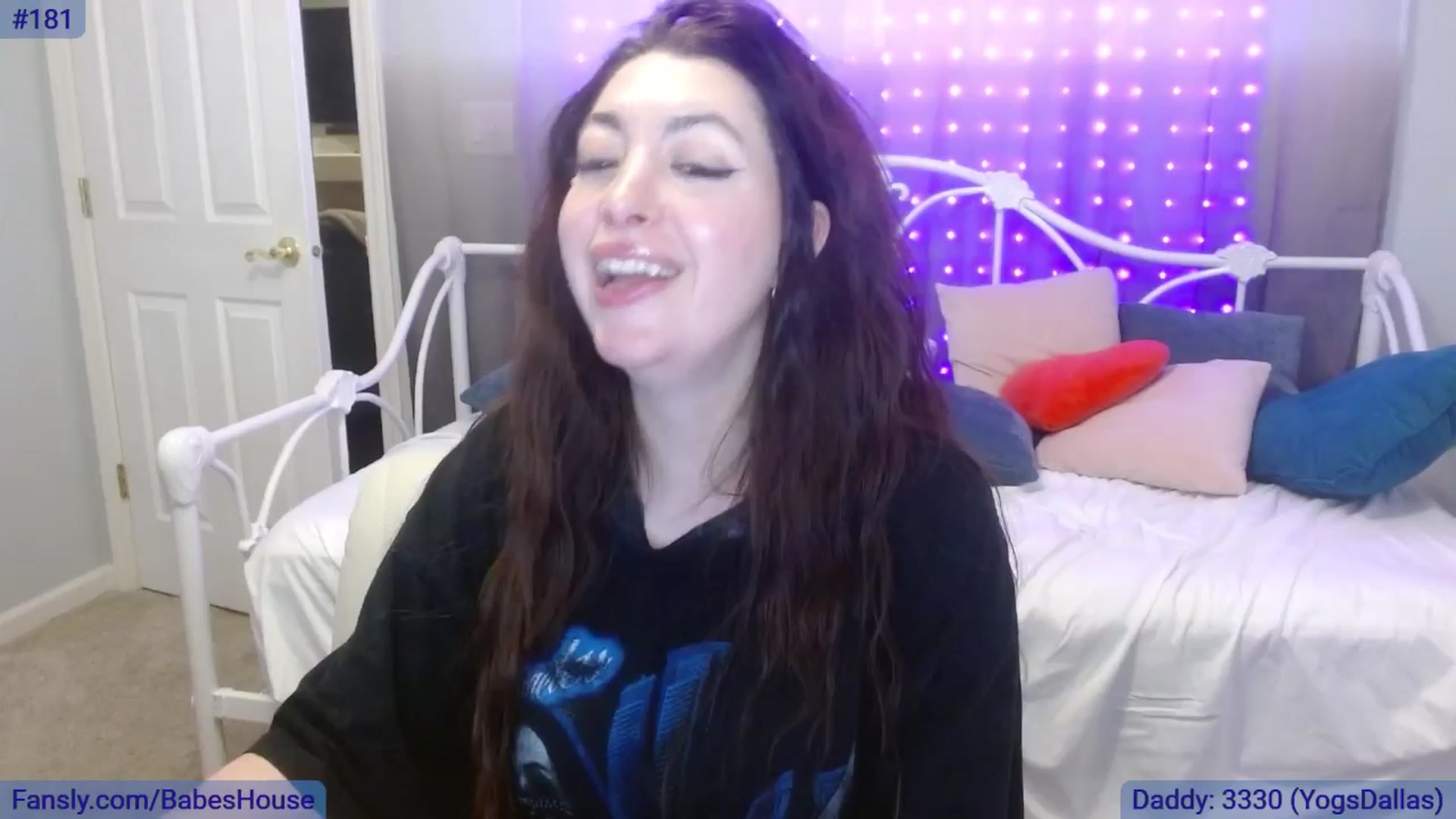 Gallery image thumbnail from DallasOhMy's myfreecams stream on, 03/30/2024, 02:16 image 14 of 20