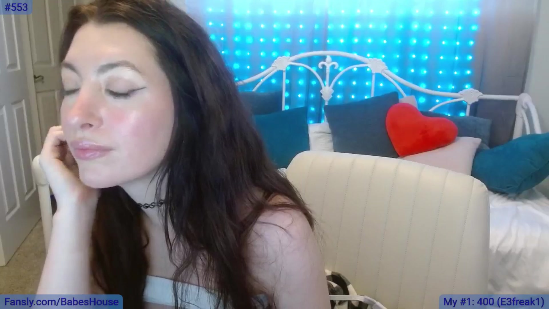 Gallery image thumbnail from DallasOhMy's myfreecams stream on, 04/02/2024, 06:04 image 15 of 20