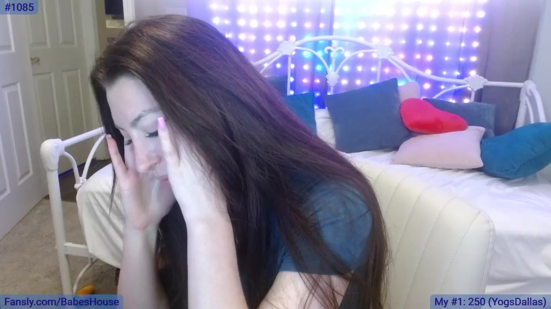 Gallery image thumbnail from DallasOhMy's myfreecams stream on, 04/06/2024, 02:32 image 13 of 20
