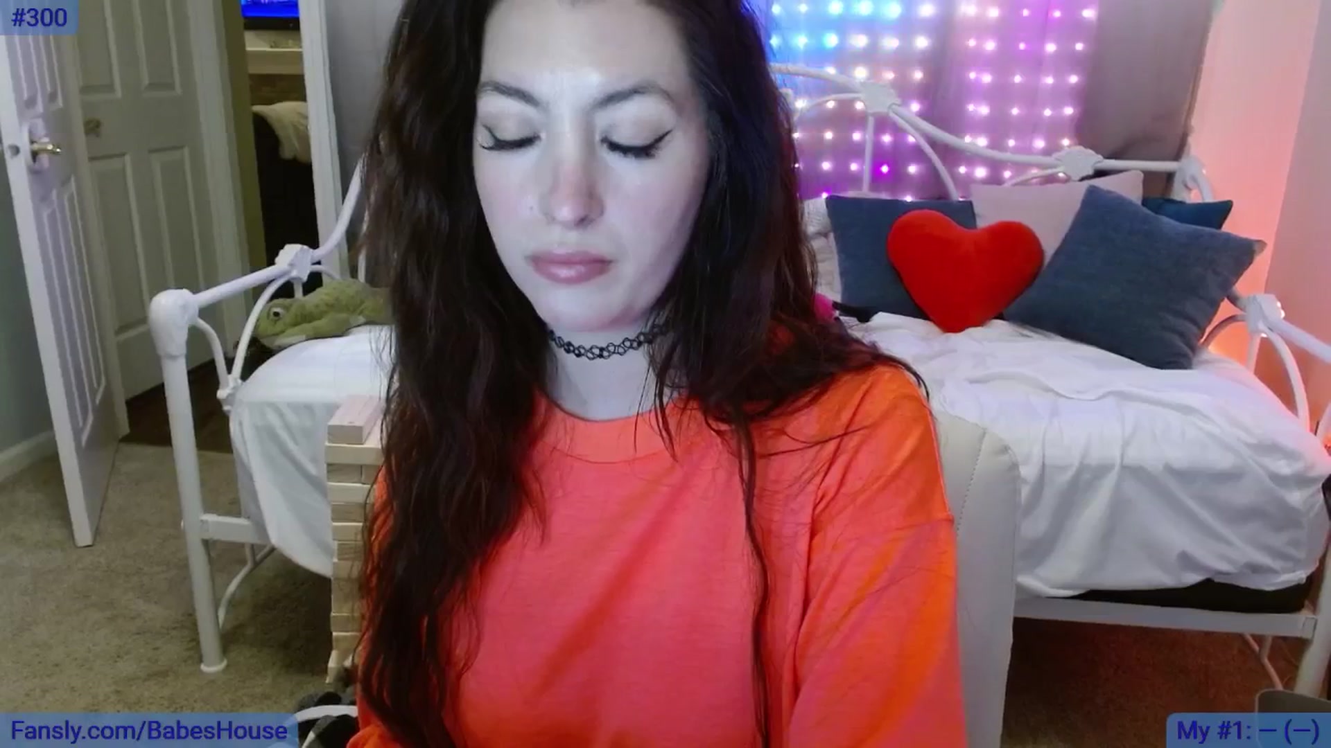 Gallery image thumbnail from DallasOhMy's myfreecams stream on, 05/03/2024, 02:31 image 2 of 20