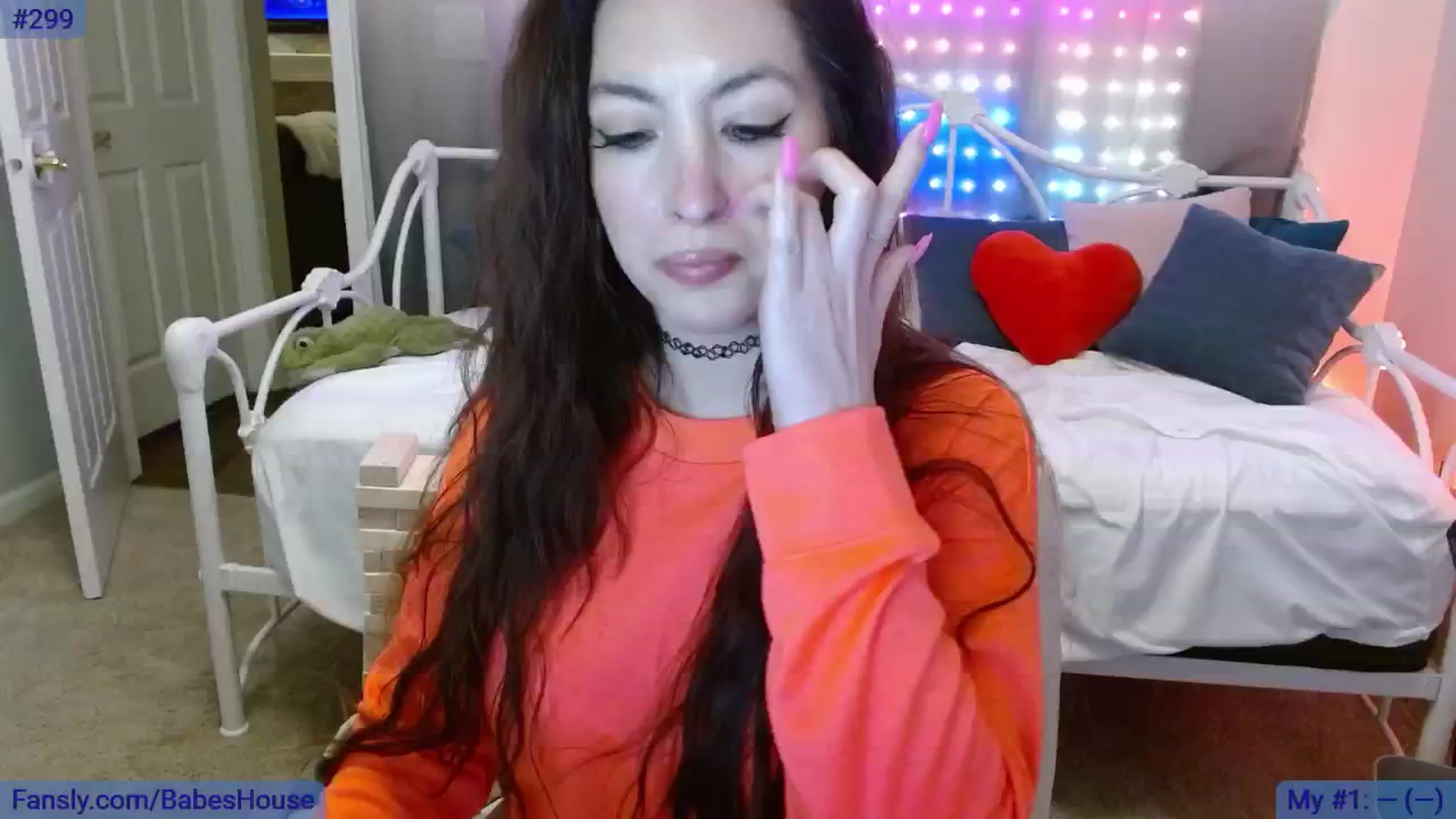 Gallery image thumbnail from DallasOhMy's myfreecams stream on, 05/03/2024, 02:31 image 1 of 20