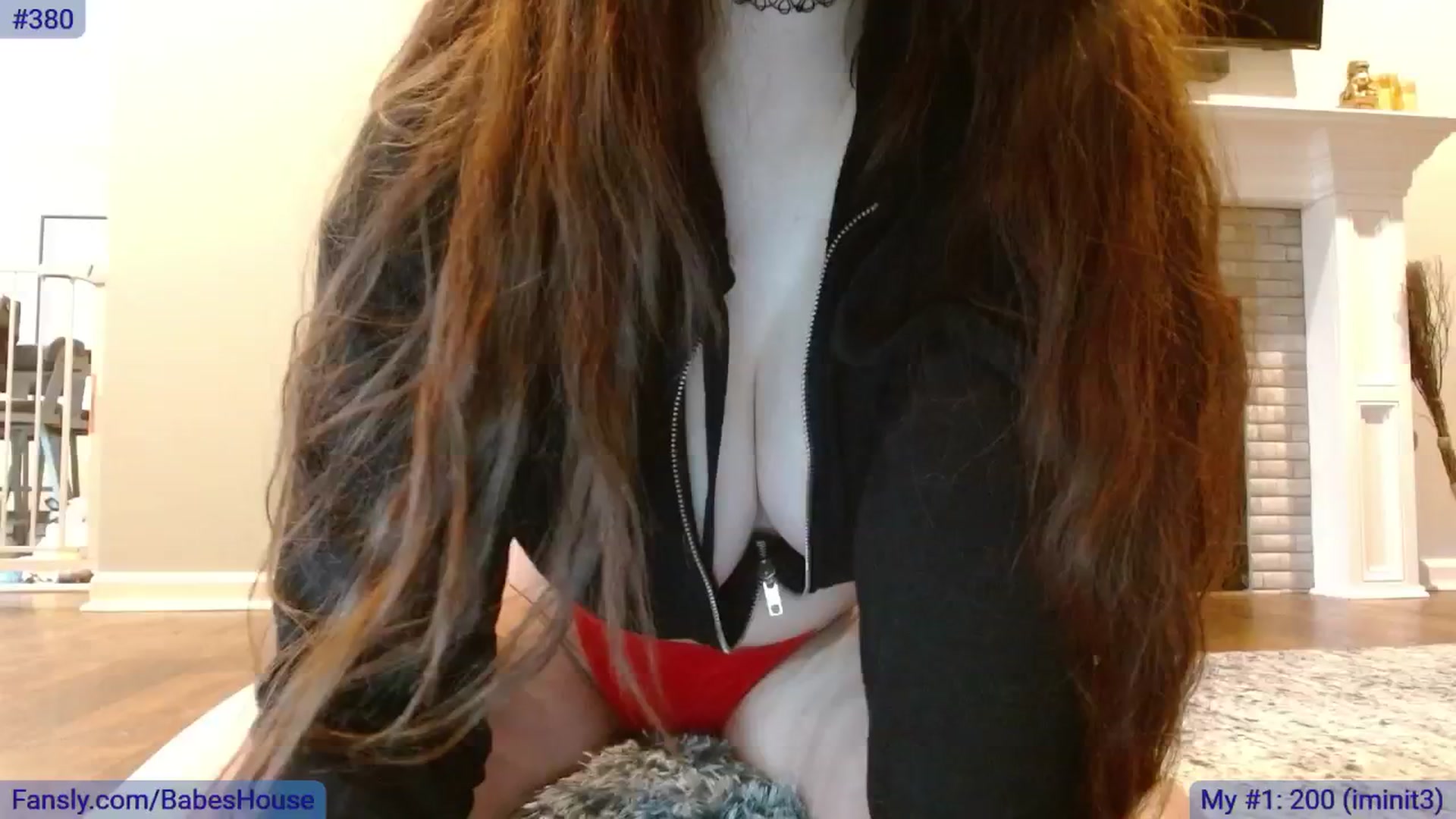 Gallery image thumbnail from DallasOhMy's myfreecams stream on, 05/03/2024, 18:34 image 13 of 20