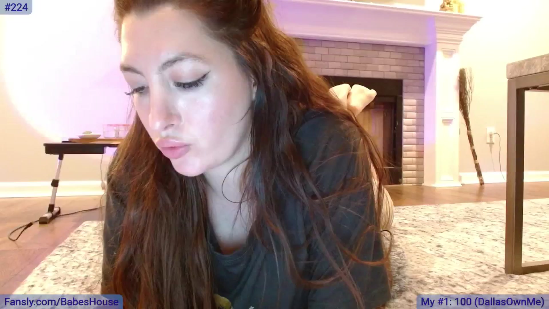 Gallery image thumbnail from DallasOhMy's myfreecams stream on, 05/06/2024, 02:28 image 7 of 20