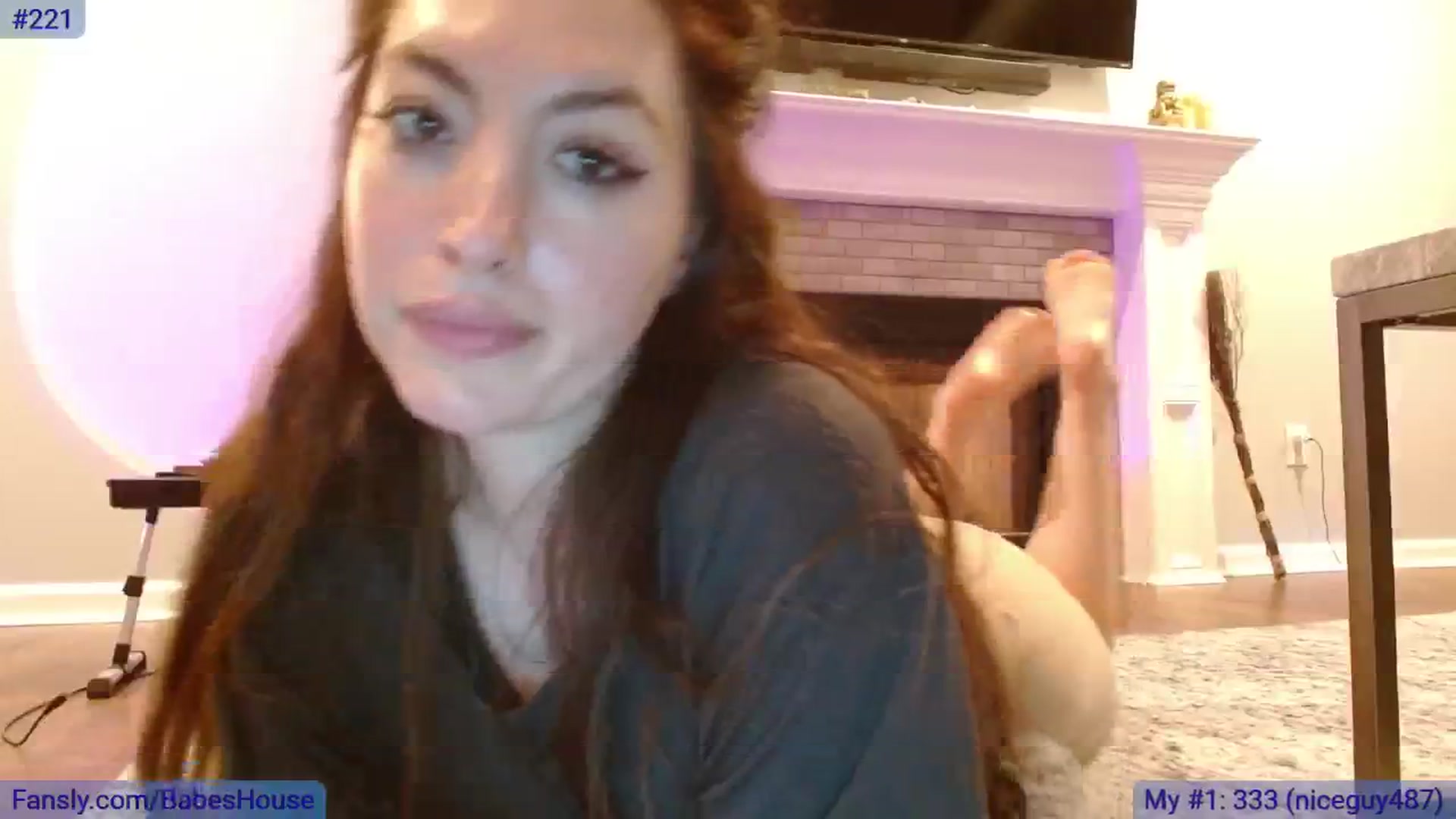Gallery image thumbnail from DallasOhMy's myfreecams stream on, 05/06/2024, 02:28 image 15 of 20