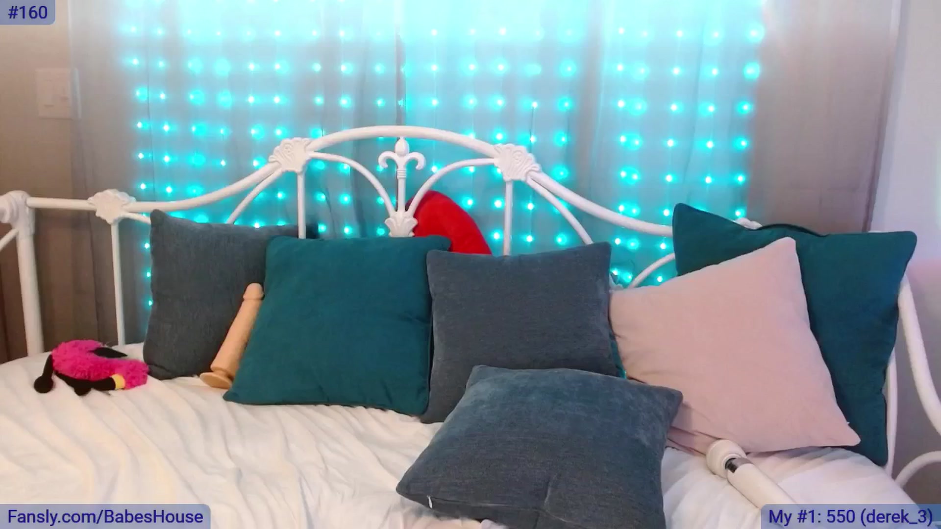Gallery image thumbnail from DallasOhMy's myfreecams stream on, 05/07/2024, 03:37 image 12 of 20
