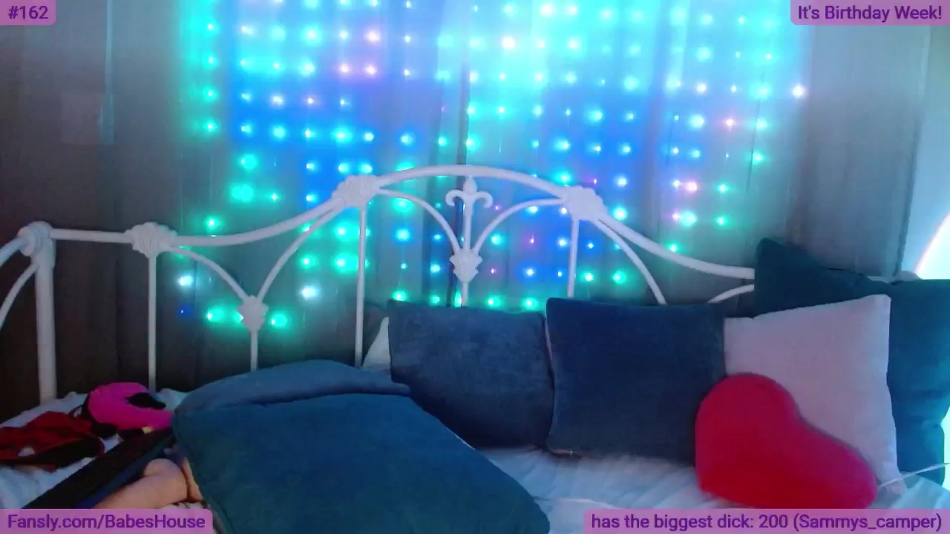 Gallery image thumbnail from DallasOhMy's myfreecams stream on, 05/14/2024, 06:33 image 13 of 20