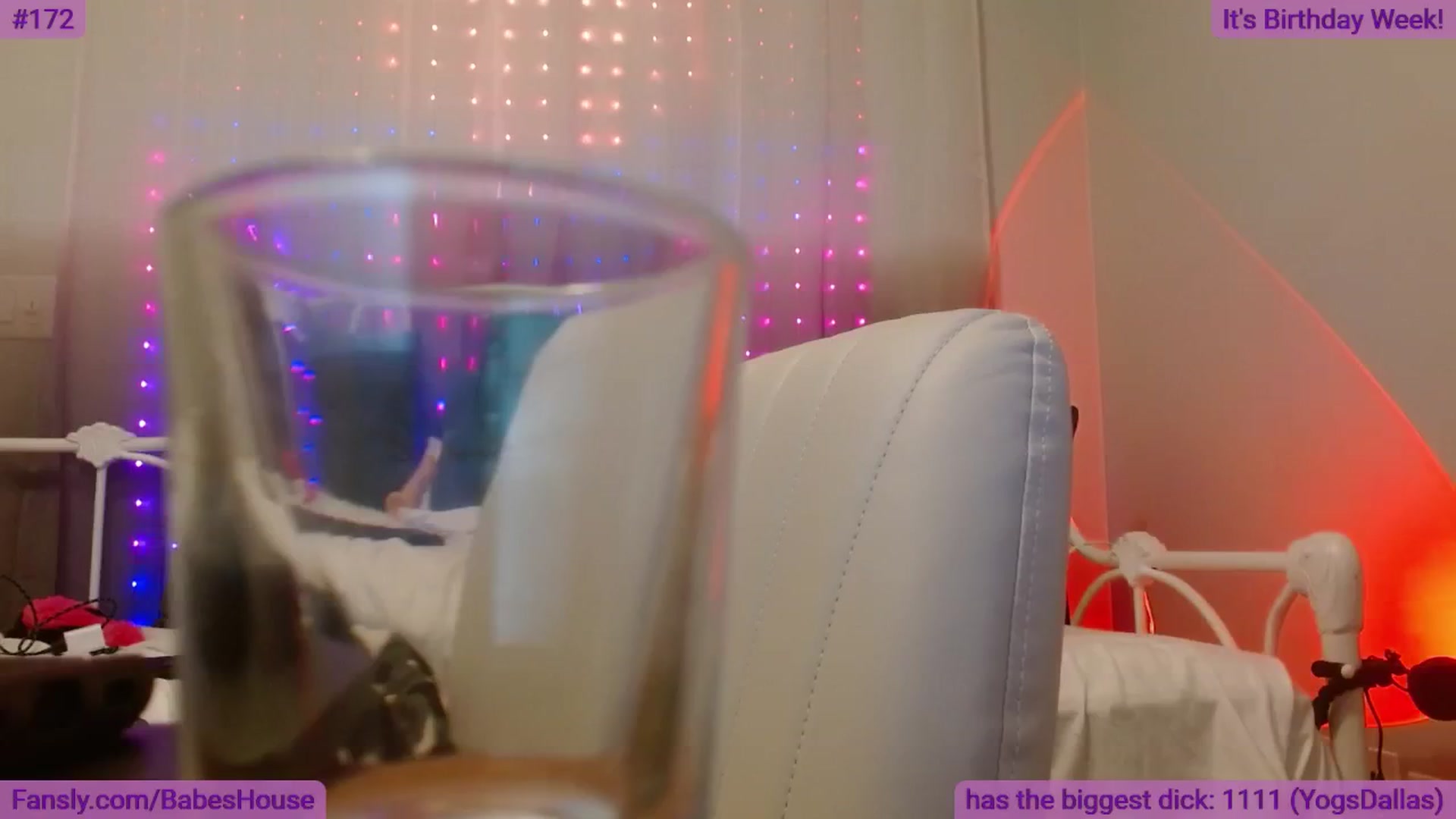 Gallery image thumbnail from DallasOhMy's myfreecams stream on, 05/18/2024, 01:52 image 19 of 20