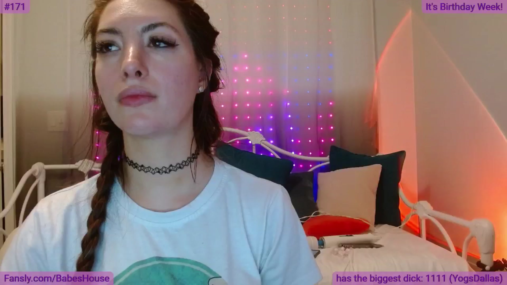 Gallery image thumbnail from DallasOhMy's myfreecams stream on, 05/18/2024, 03:07 image 14 of 20