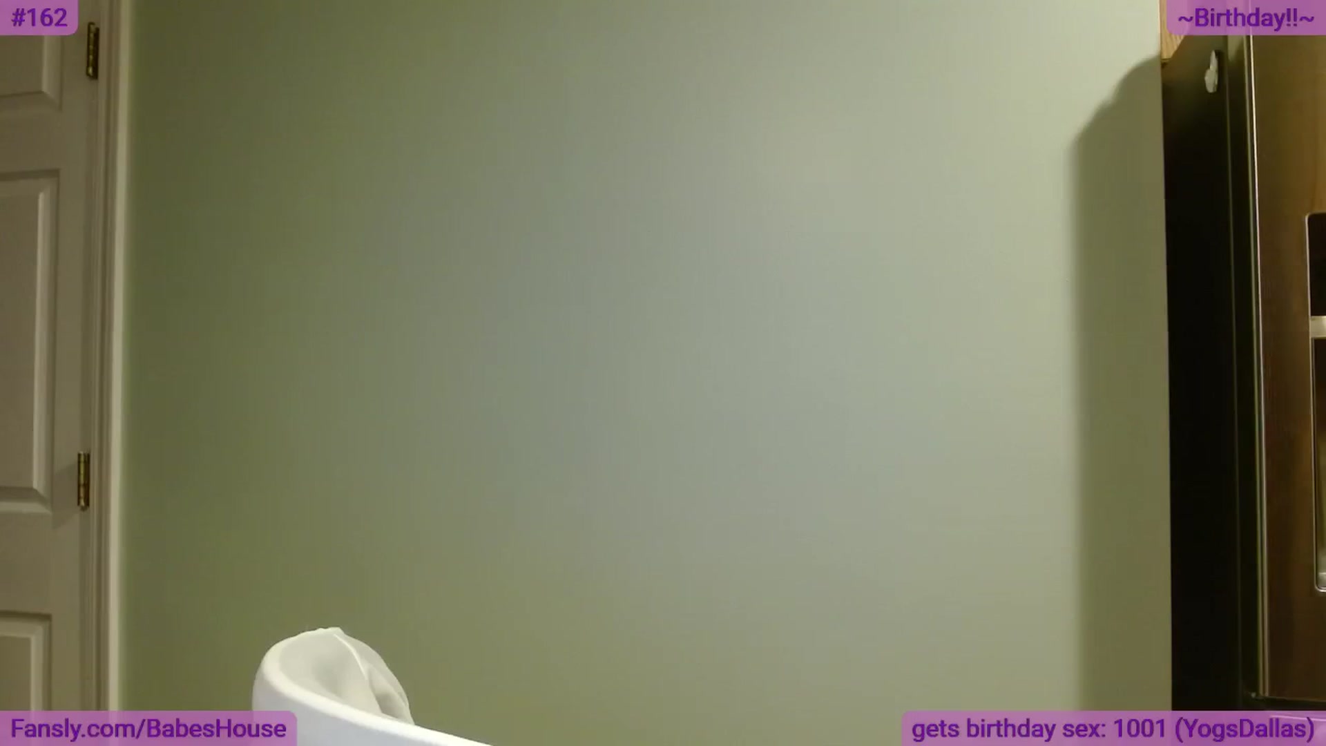 Gallery image thumbnail from DallasOhMy's myfreecams stream on, 05/20/2024, 03:53 image 20 of 20