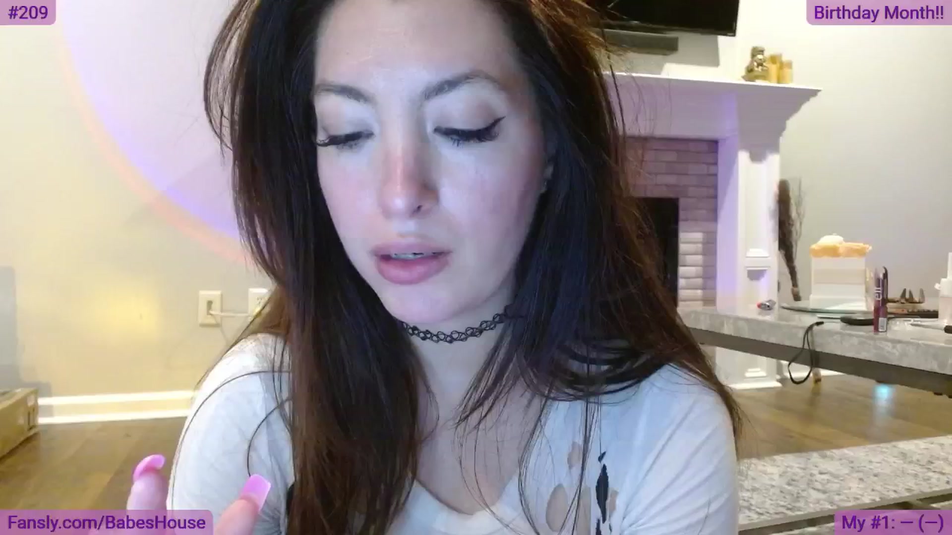 Gallery image thumbnail from DallasOhMy's myfreecams stream on, 05/24/2024, 01:20 image 6 of 20