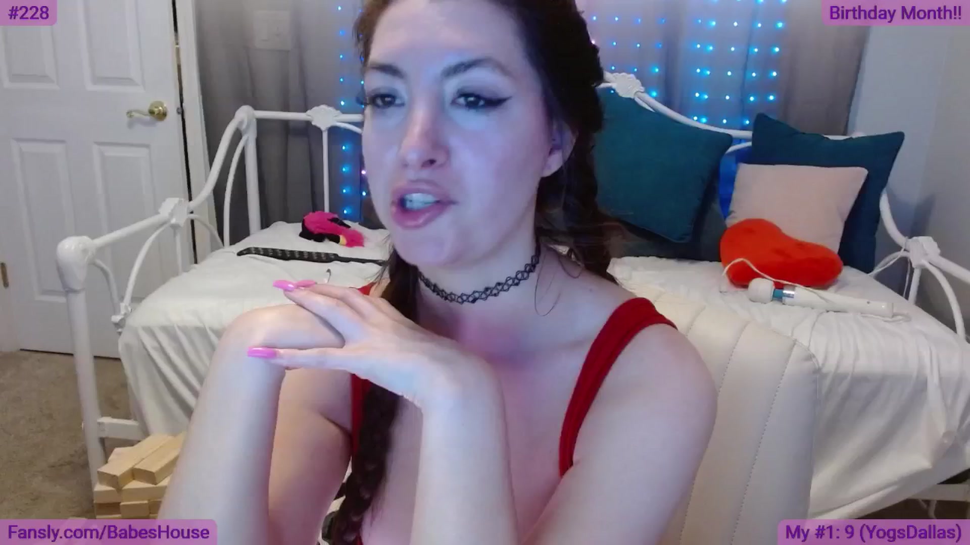 Gallery image thumbnail from DallasOhMy's myfreecams stream on, 05/25/2024, 01:45 image 19 of 20