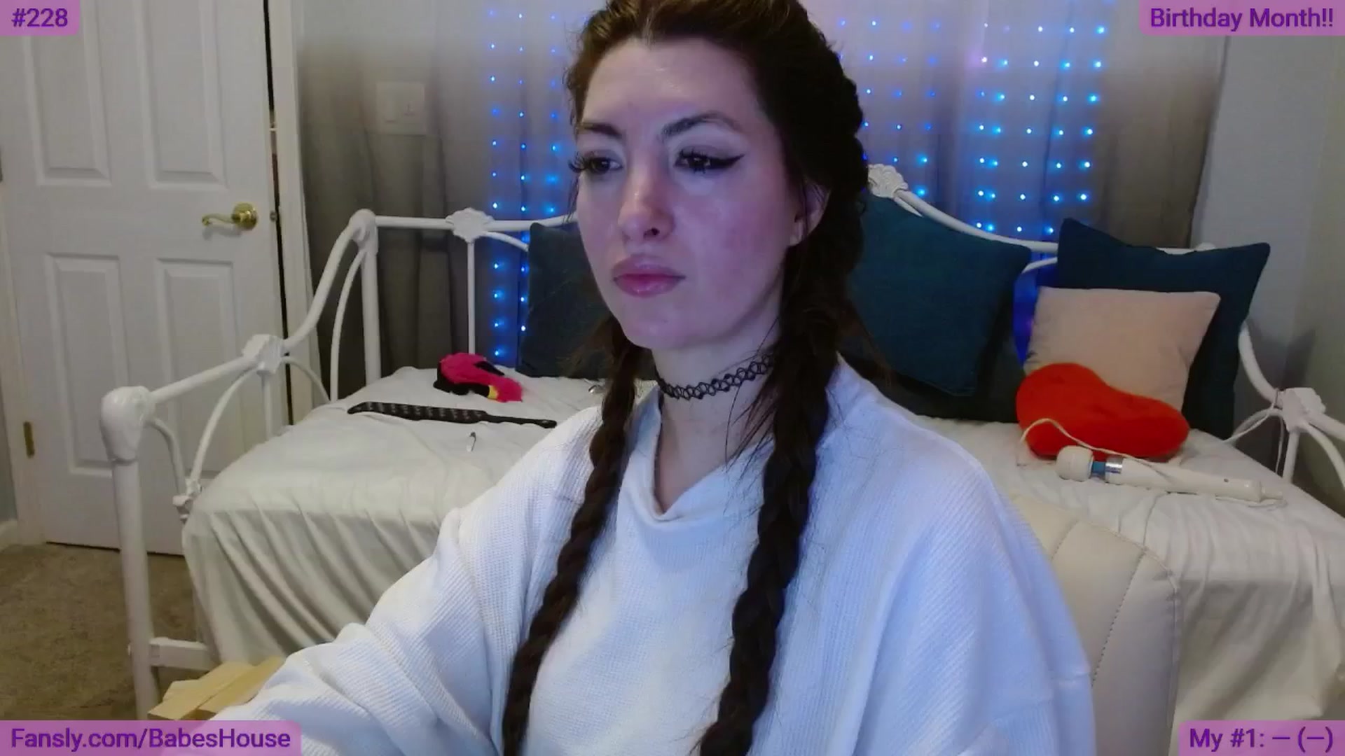Gallery image thumbnail from DallasOhMy's myfreecams stream on, 05/25/2024, 01:45 image 3 of 20