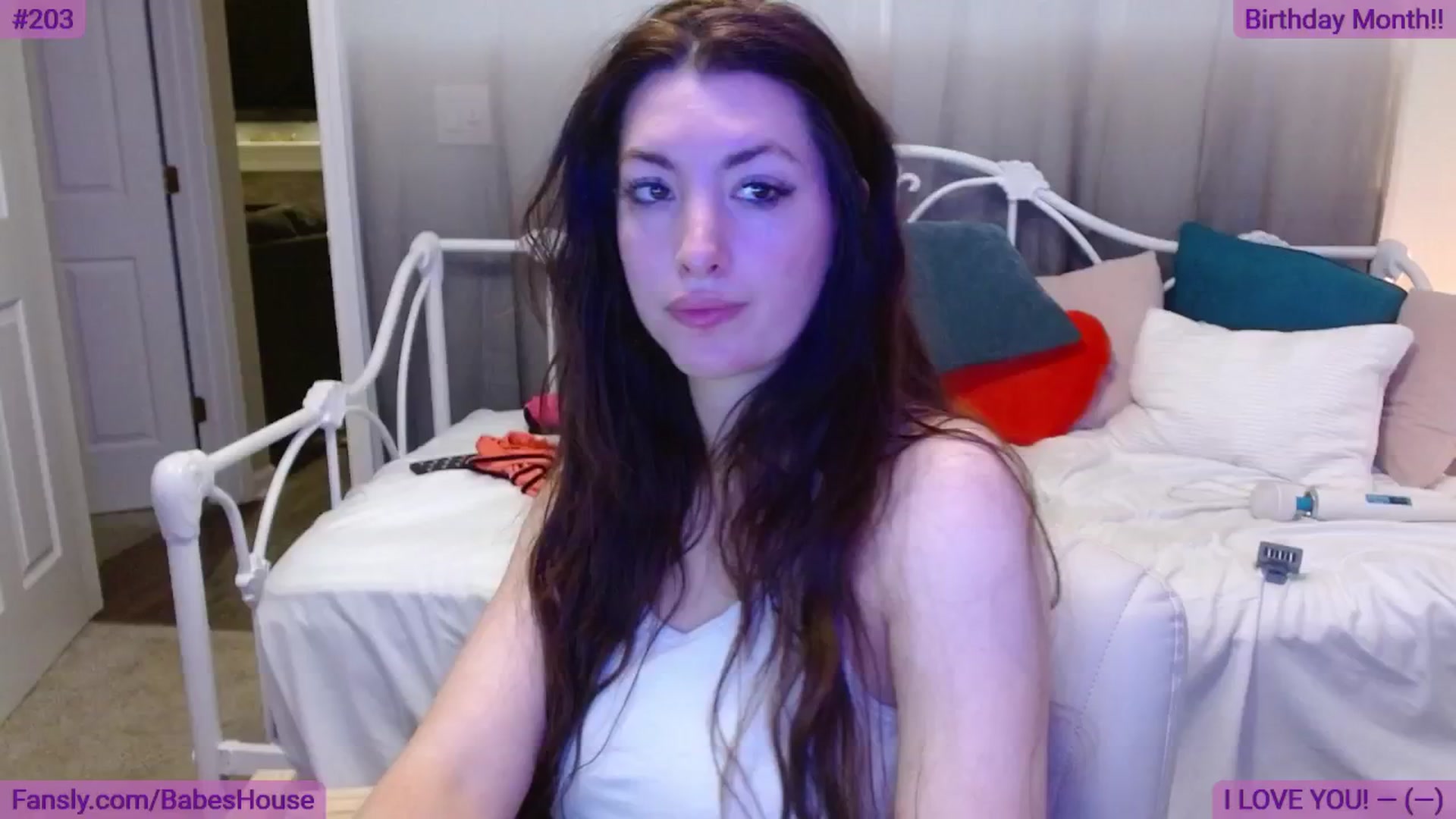 Gallery image thumbnail from DallasOhMy's myfreecams stream on, 06/01/2024, 02:18 image 14 of 20