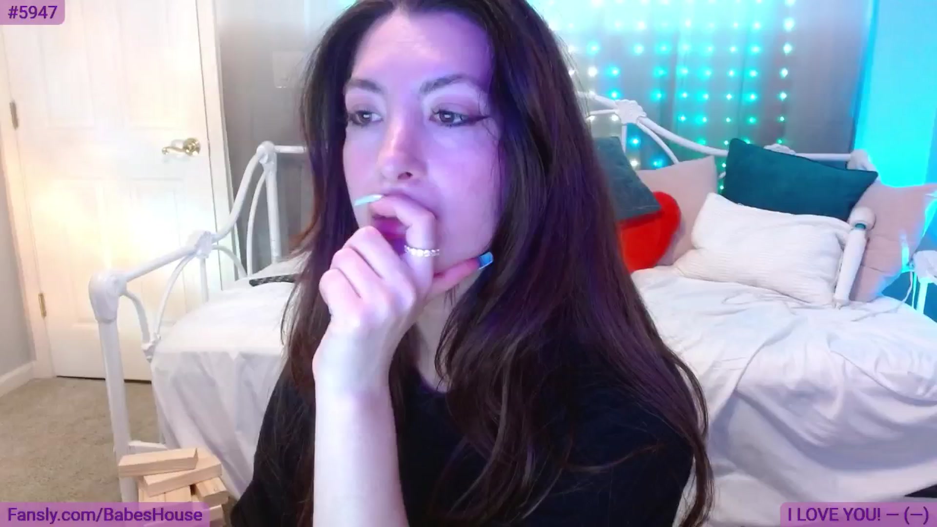 Gallery image thumbnail from DallasOhMy's myfreecams stream on, 06/03/2024, 21:54 image 5 of 20