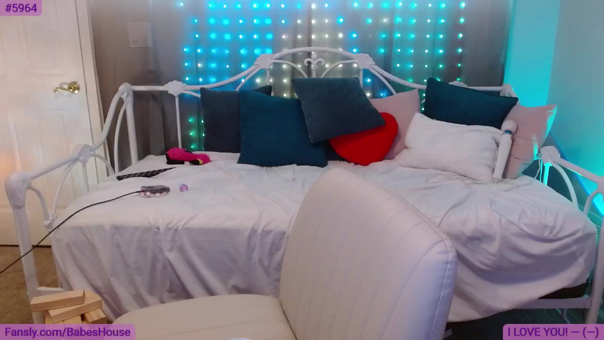 Gallery image thumbnail from DallasOhMy's myfreecams stream on, 06/03/2024, 21:54 image 12 of 20