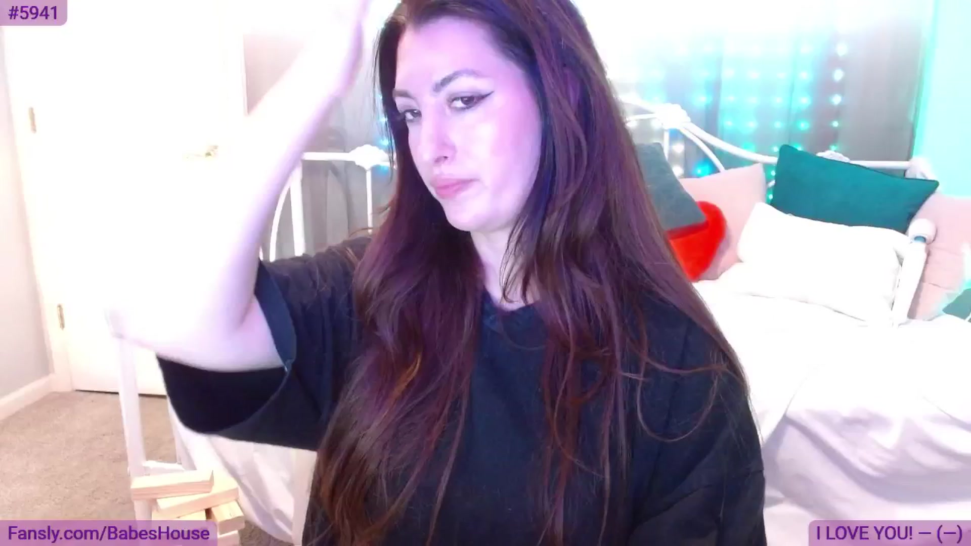 Gallery image thumbnail from DallasOhMy's myfreecams stream on, 06/03/2024, 21:54 image 3 of 20