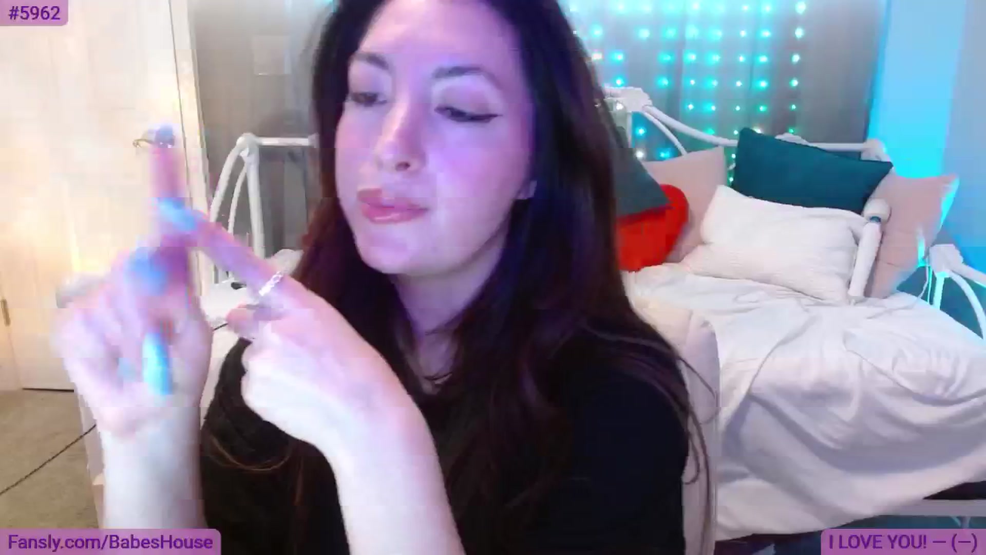 Gallery image thumbnail from DallasOhMy's myfreecams stream on, 06/03/2024, 21:54 image 13 of 20