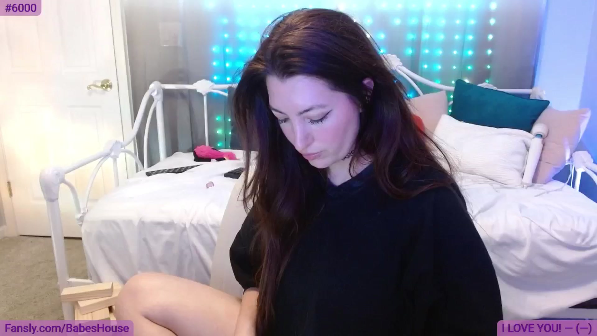 Gallery image thumbnail from DallasOhMy's myfreecams stream on, 06/04/2024, 24:05 image 10 of 20