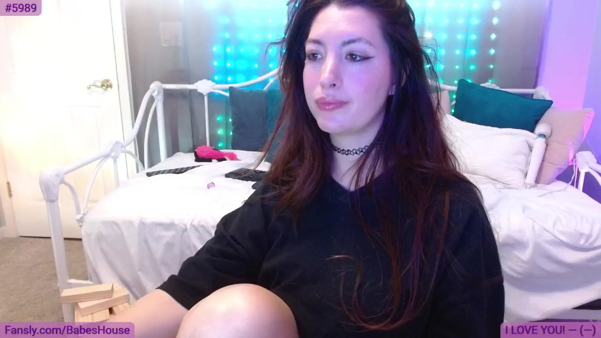 Gallery image thumbnail from DallasOhMy's myfreecams stream on, 06/04/2024, 24:05 image 7 of 20