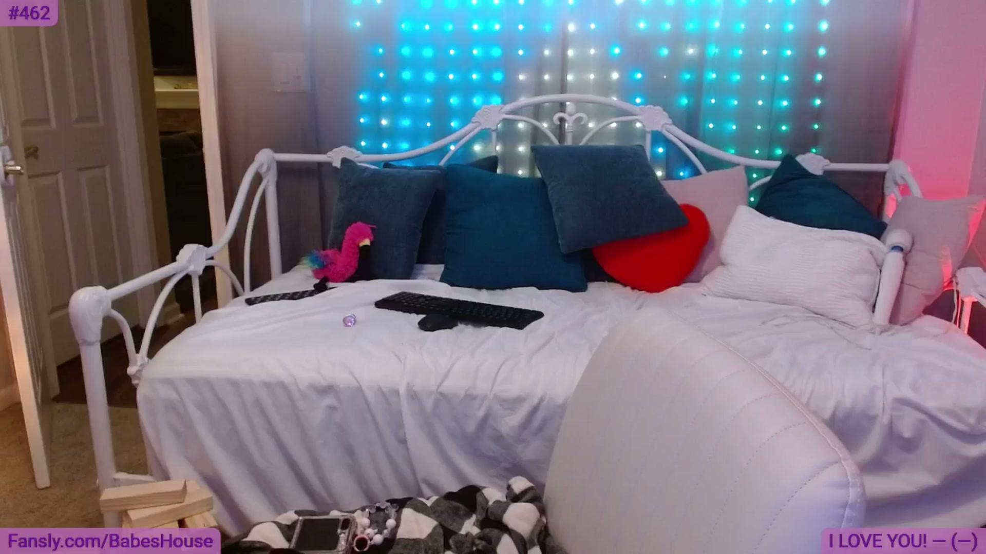 Gallery image thumbnail from DallasOhMy's myfreecams stream on, 06/05/2024, 02:38 image 10 of 20