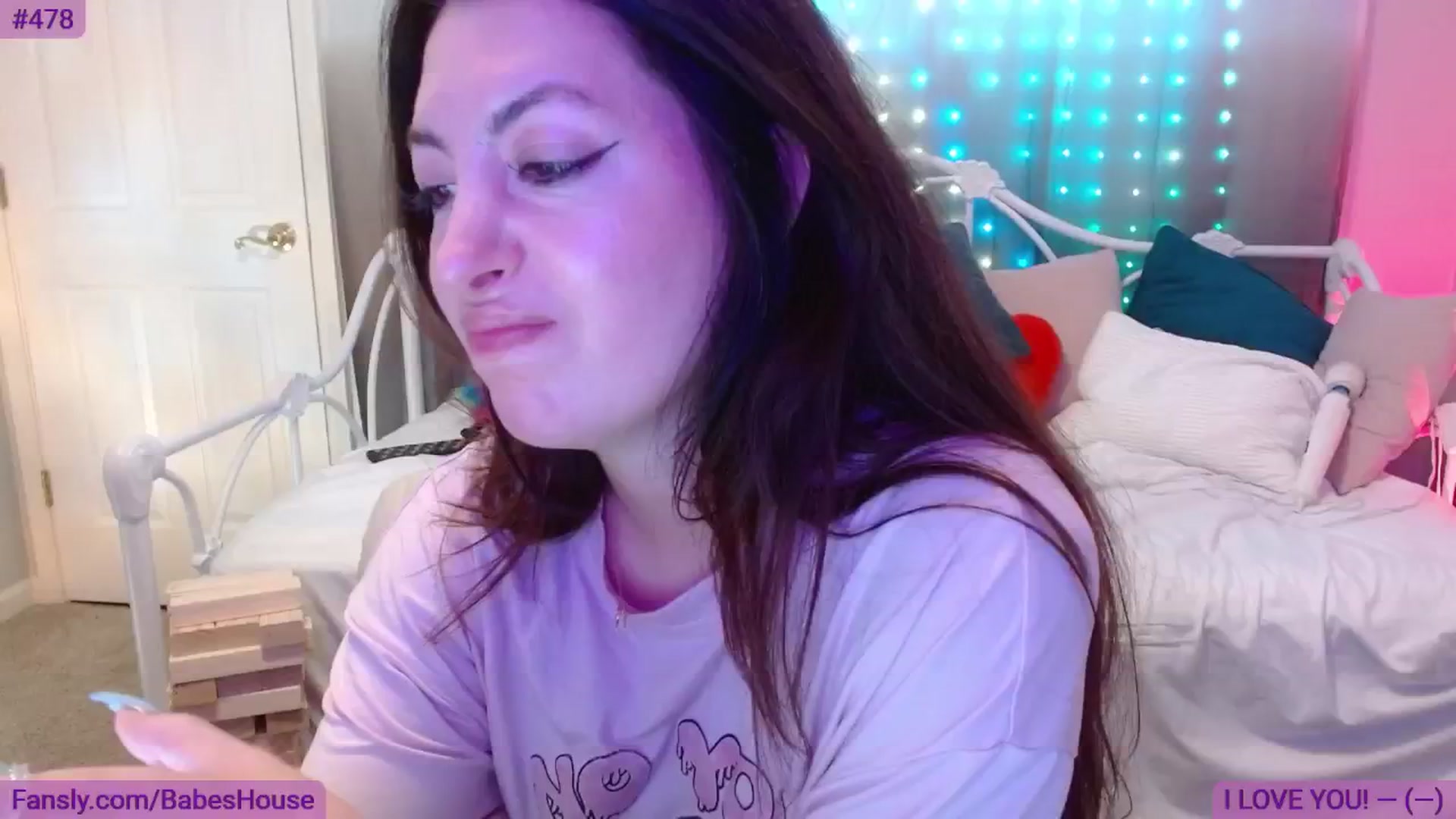 Gallery image thumbnail from DallasOhMy's myfreecams stream on, 06/06/2024, 24:00 image 14 of 20