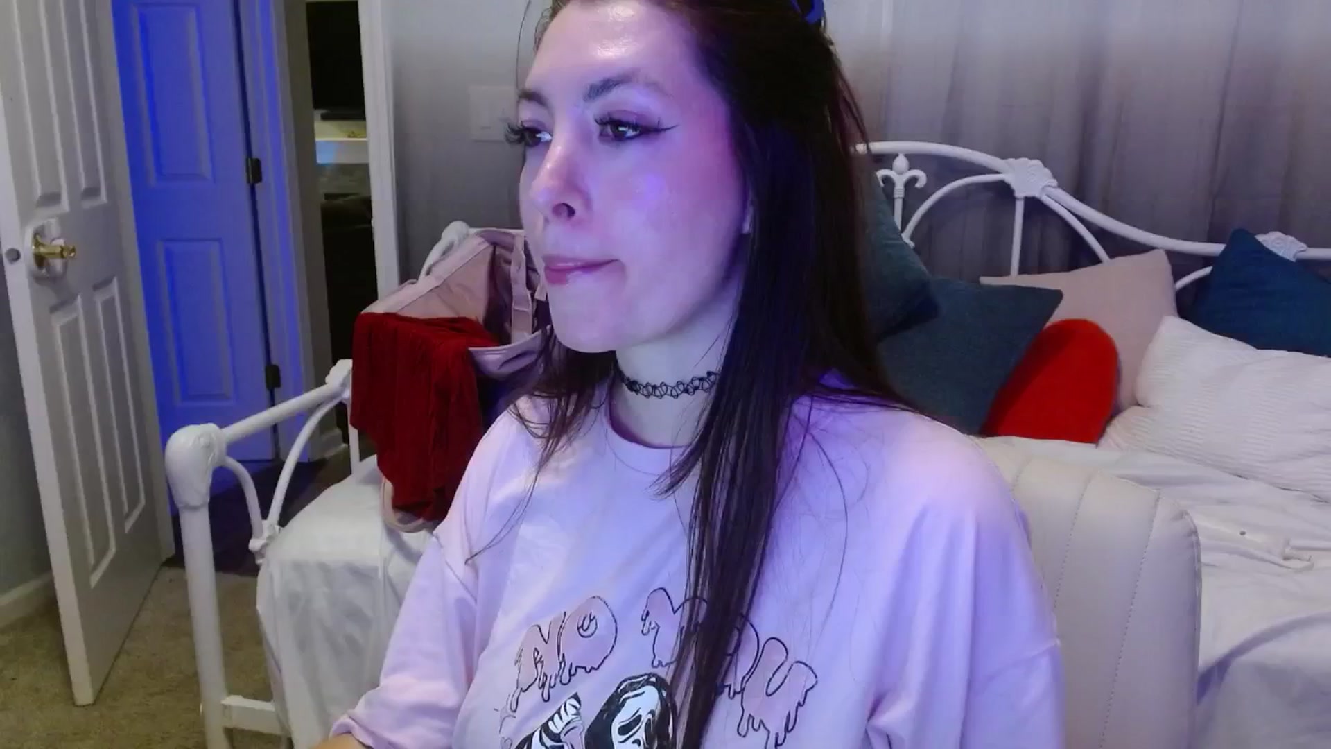 Gallery image thumbnail from DallasOhMy's myfreecams stream on, 06/14/2024, 04:07 image 1 of 20