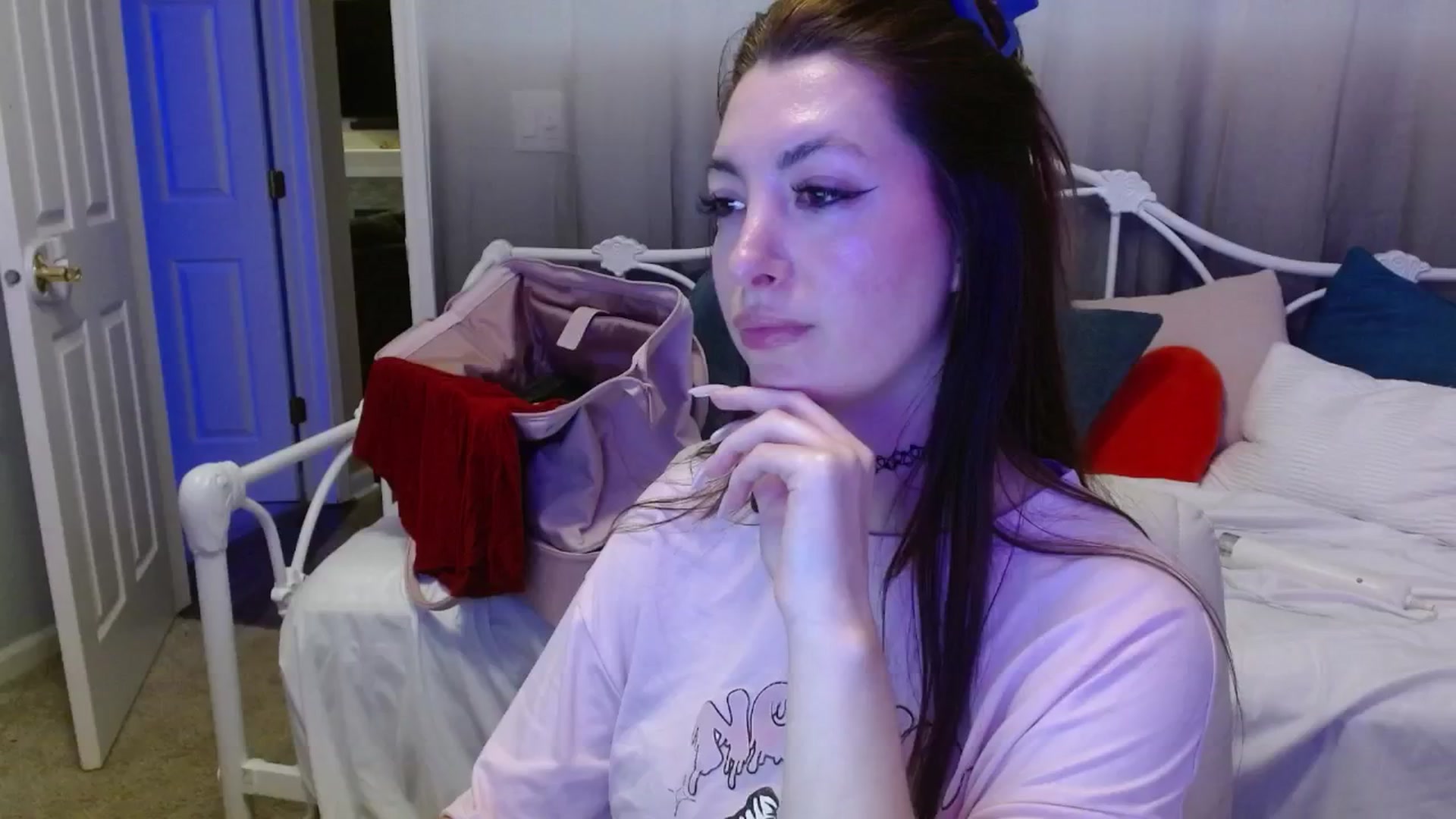 Gallery image thumbnail from DallasOhMy's myfreecams stream on, 06/14/2024, 04:07 image 7 of 20